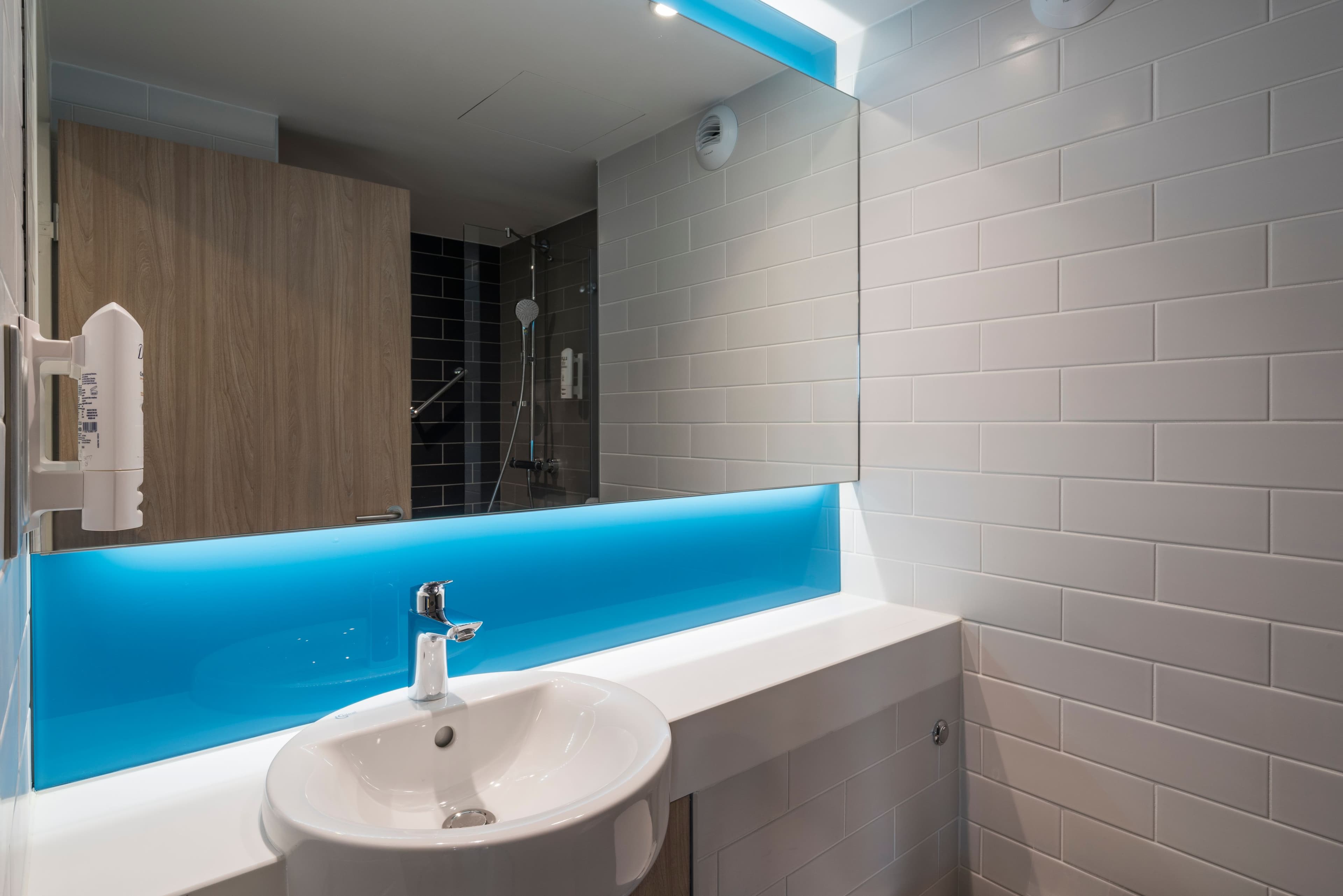 Holiday Inn Express Paris - CDG Airport — 11