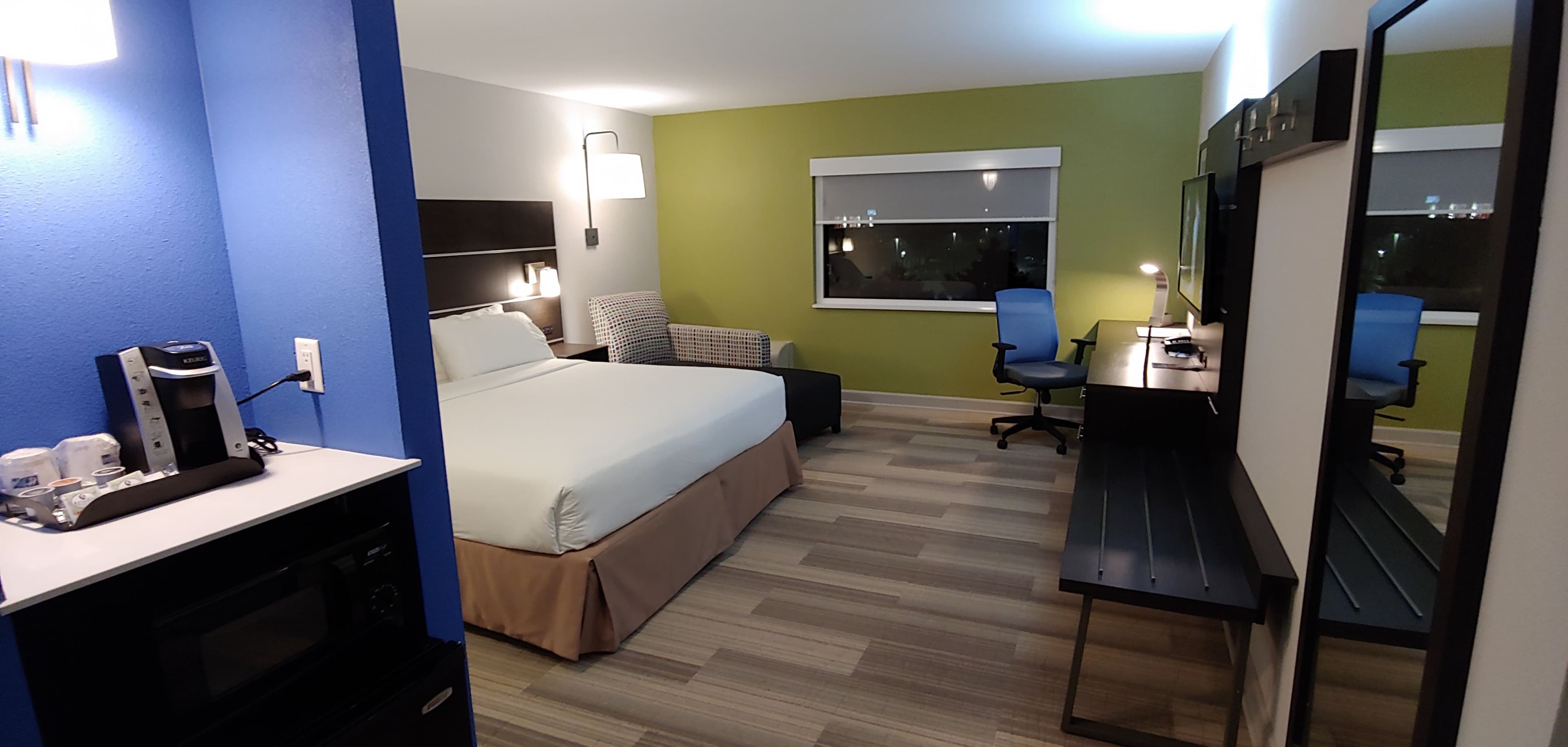 Holiday Inn Express Rolling Mdws-Schaumburg Area — 9