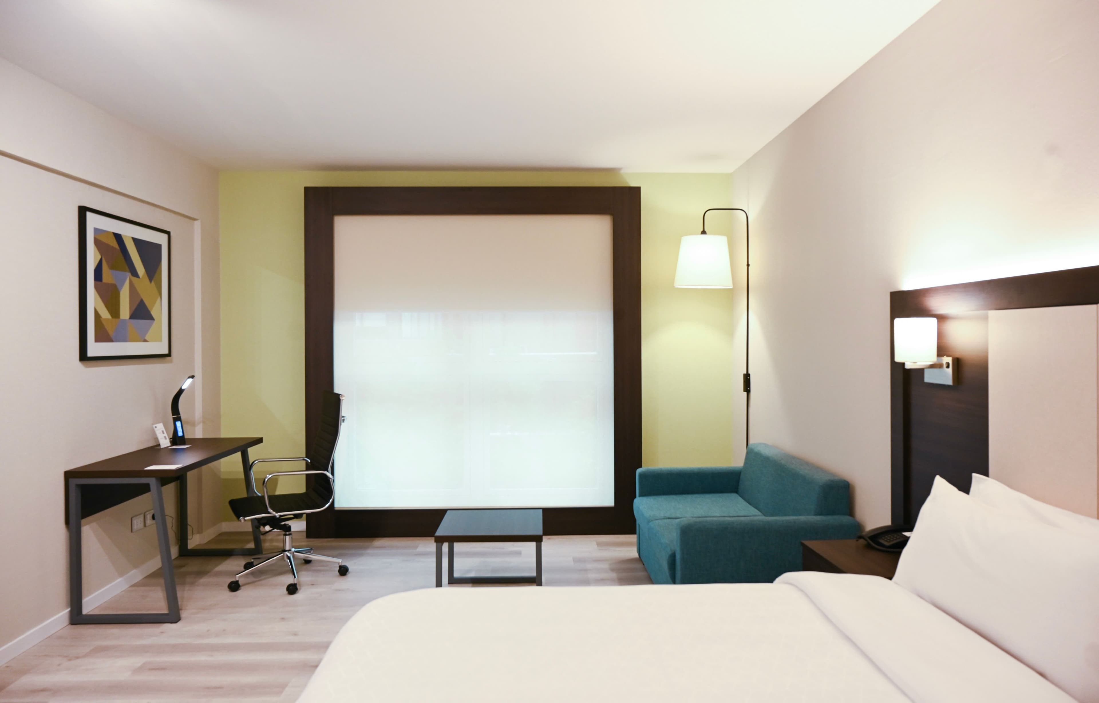 Holiday Inn Express Rosario - Image 3