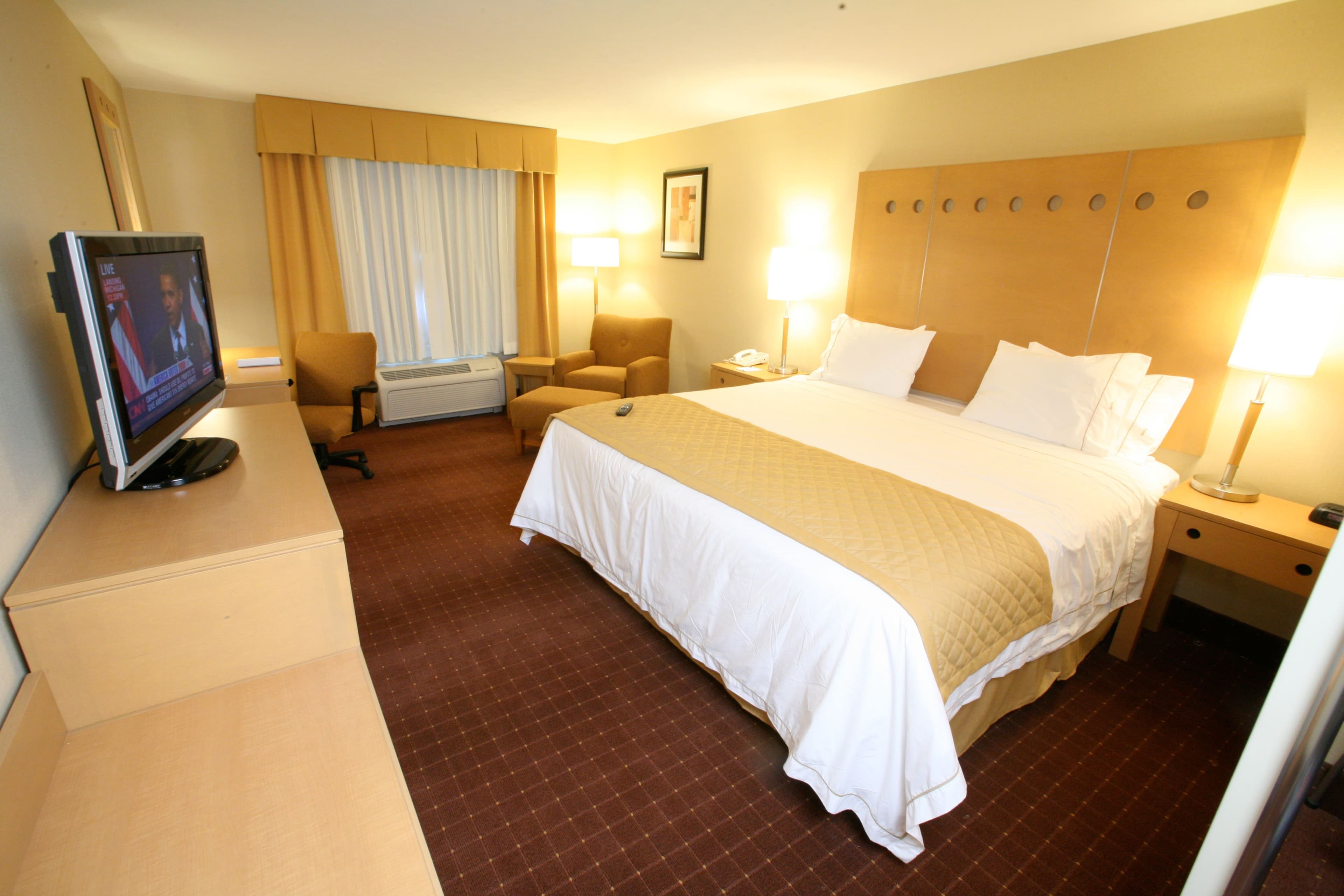 Holiday Inn Express Saltillo Zona Aeropuerto - Image 2