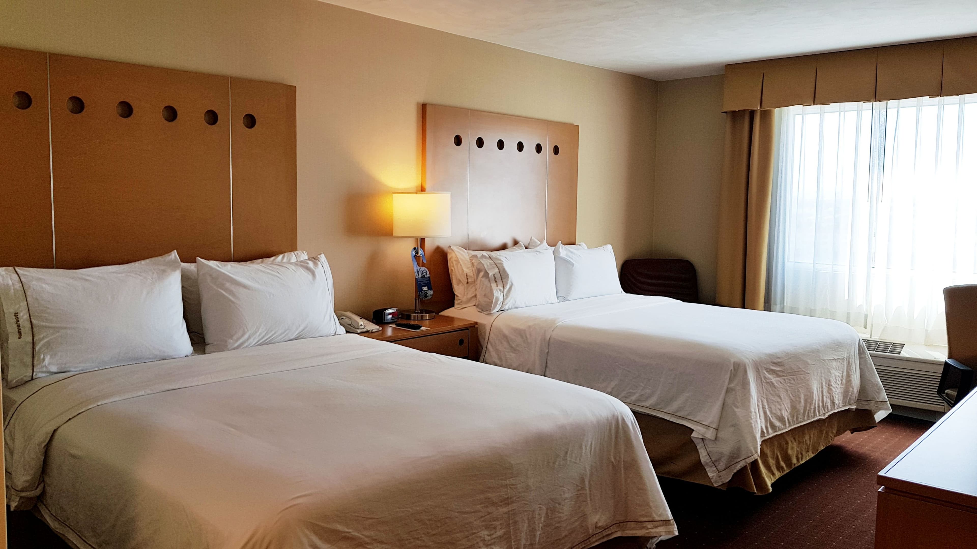Holiday Inn Express Saltillo Zona Aeropuerto — 13