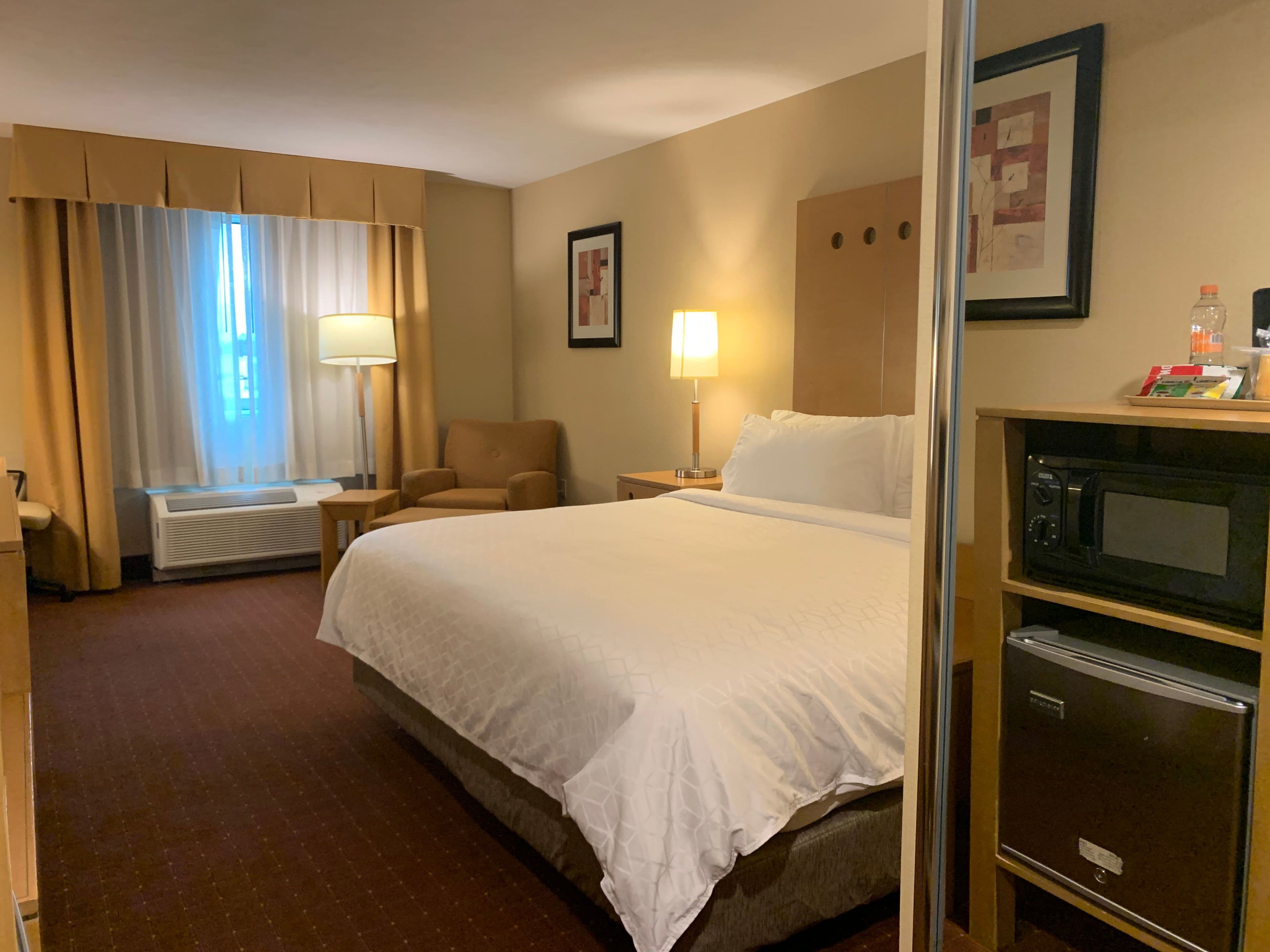 Holiday Inn Express Saltillo Zona Aeropuerto - Image 4