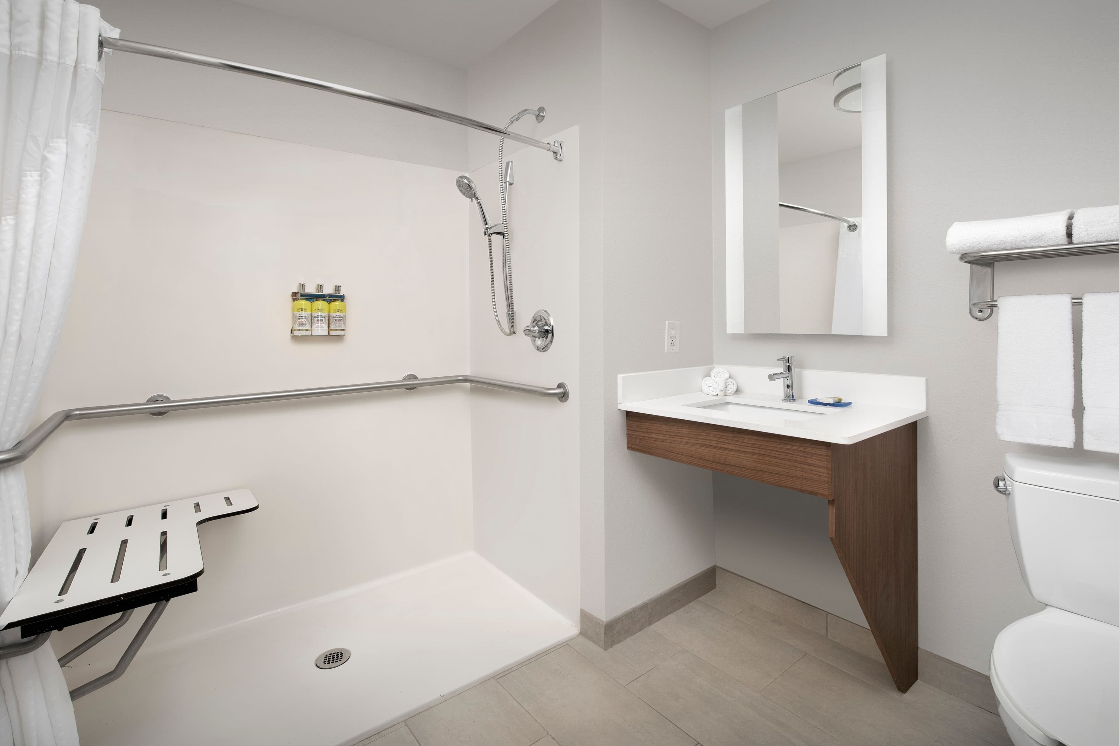 Holiday Inn Express San Antonio N-Riverwalk Area — 43