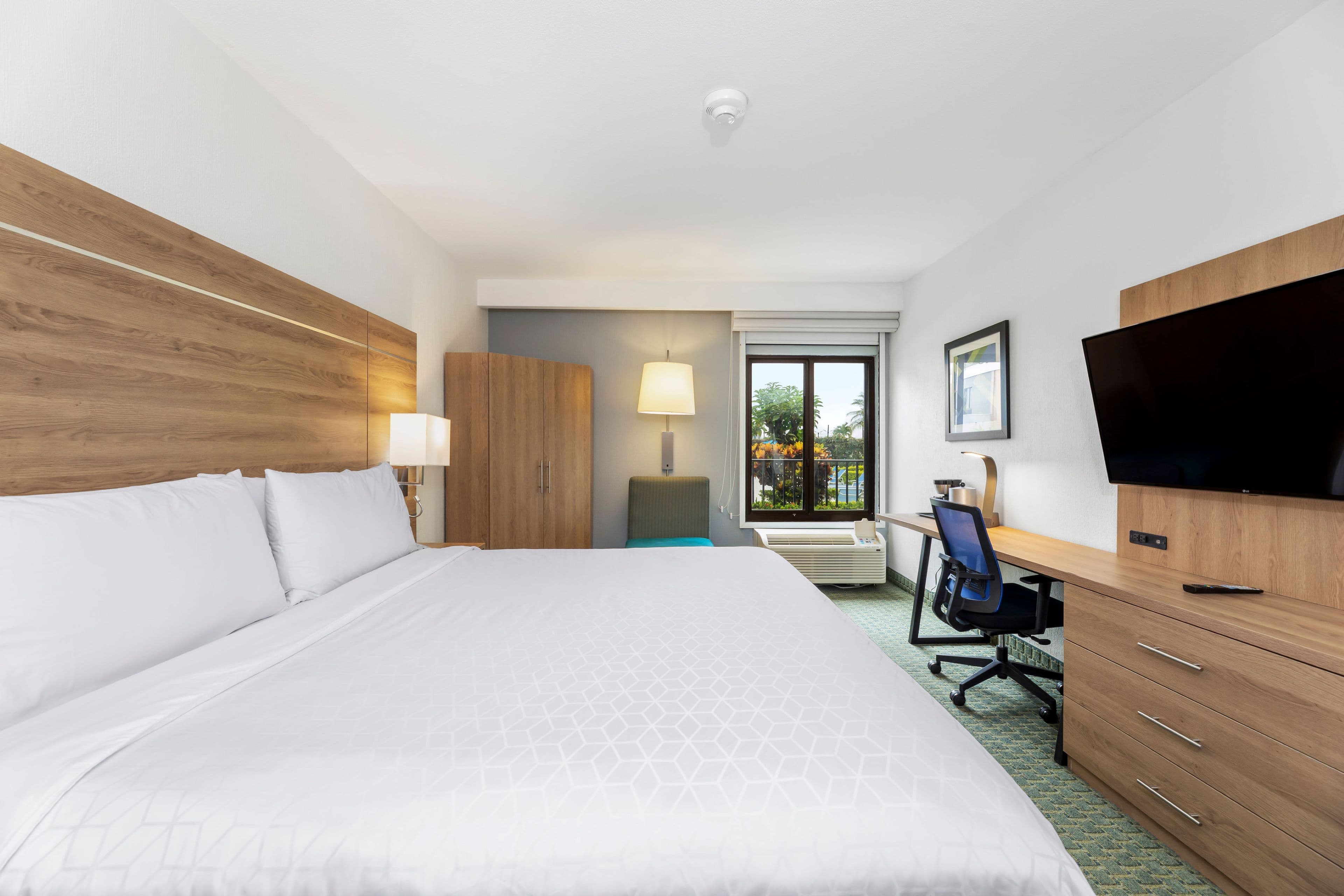 1 King Standard - Image 14