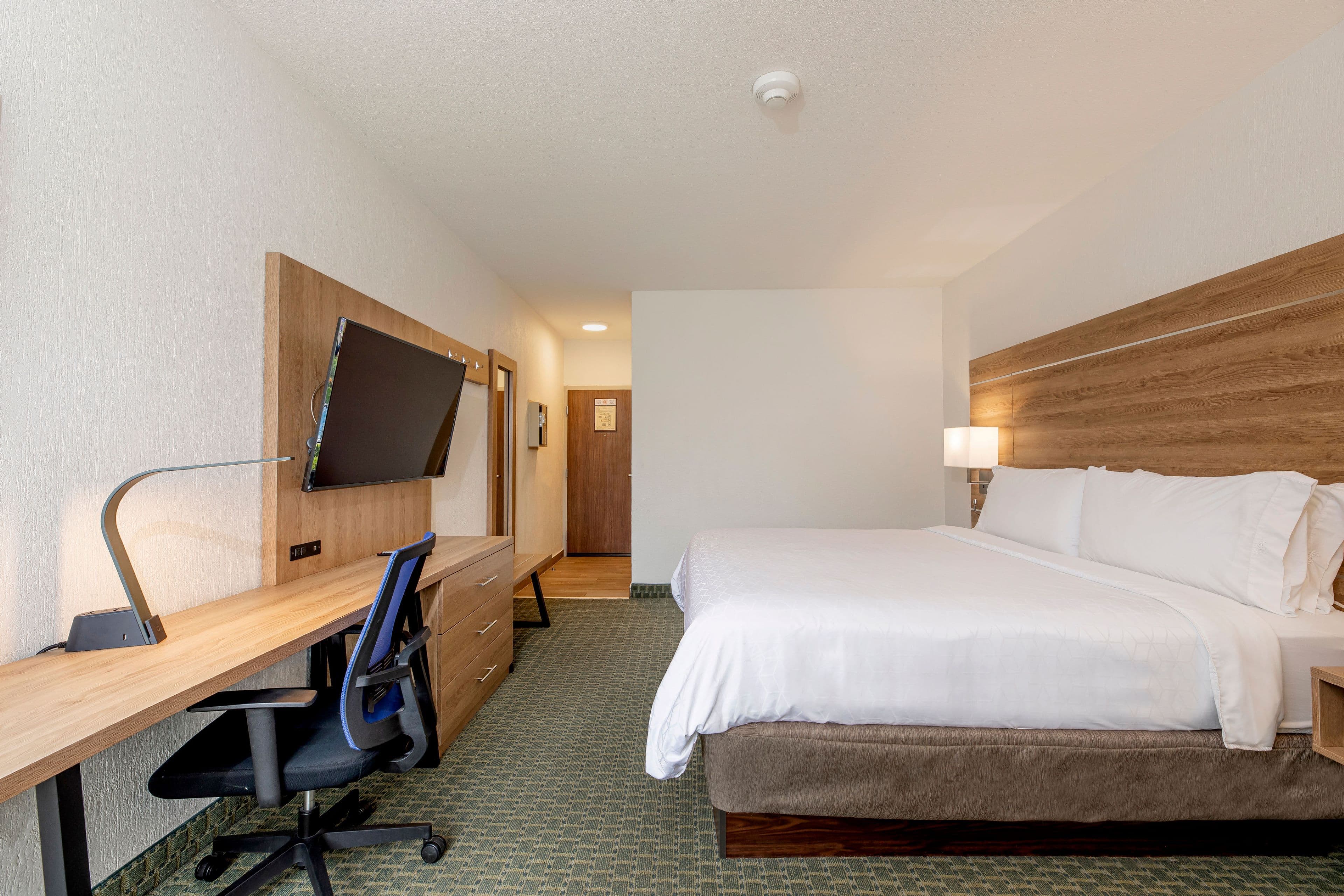 1 King Standard - Image 19