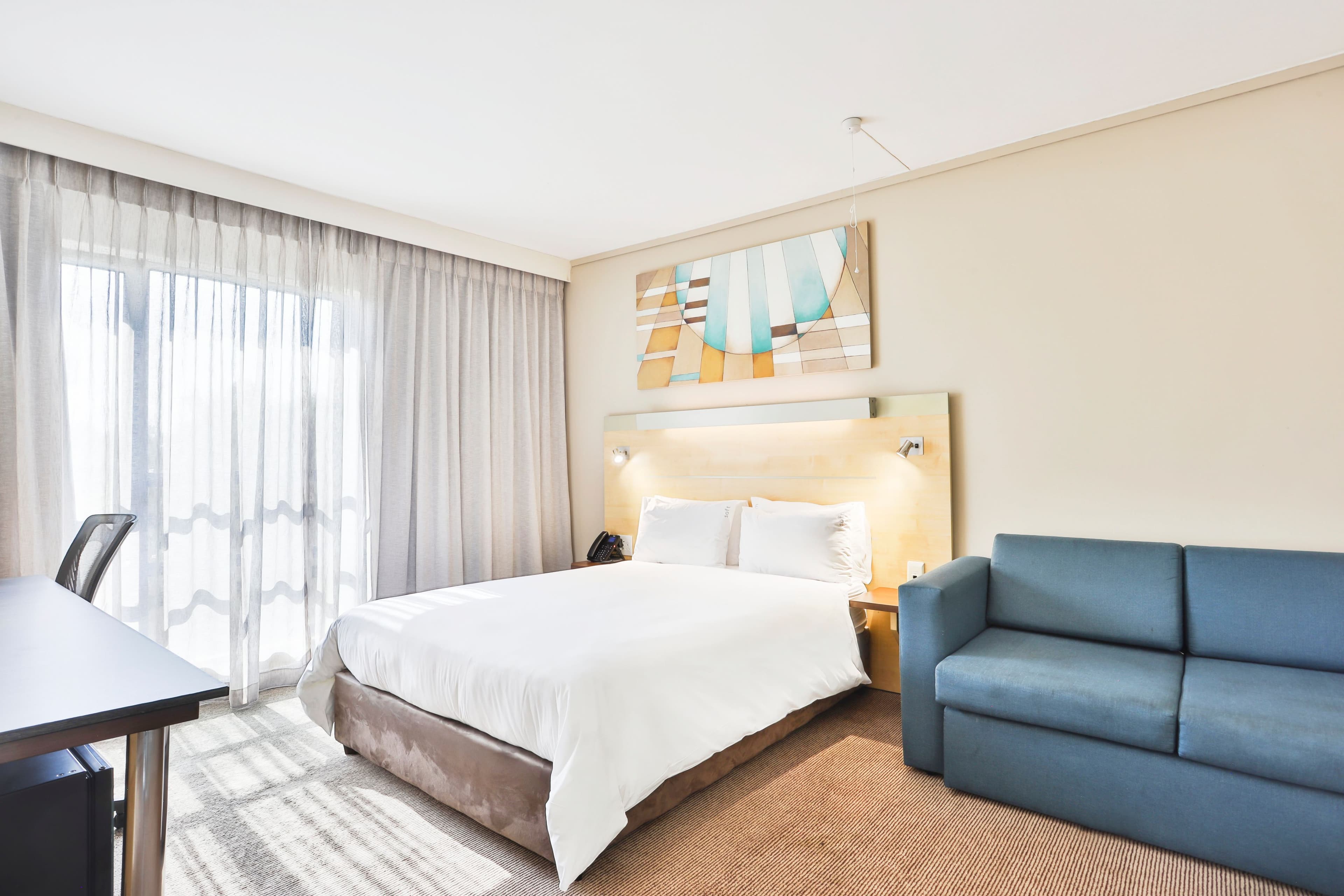 Holiday Inn Express Sandton - Woodmead — 80