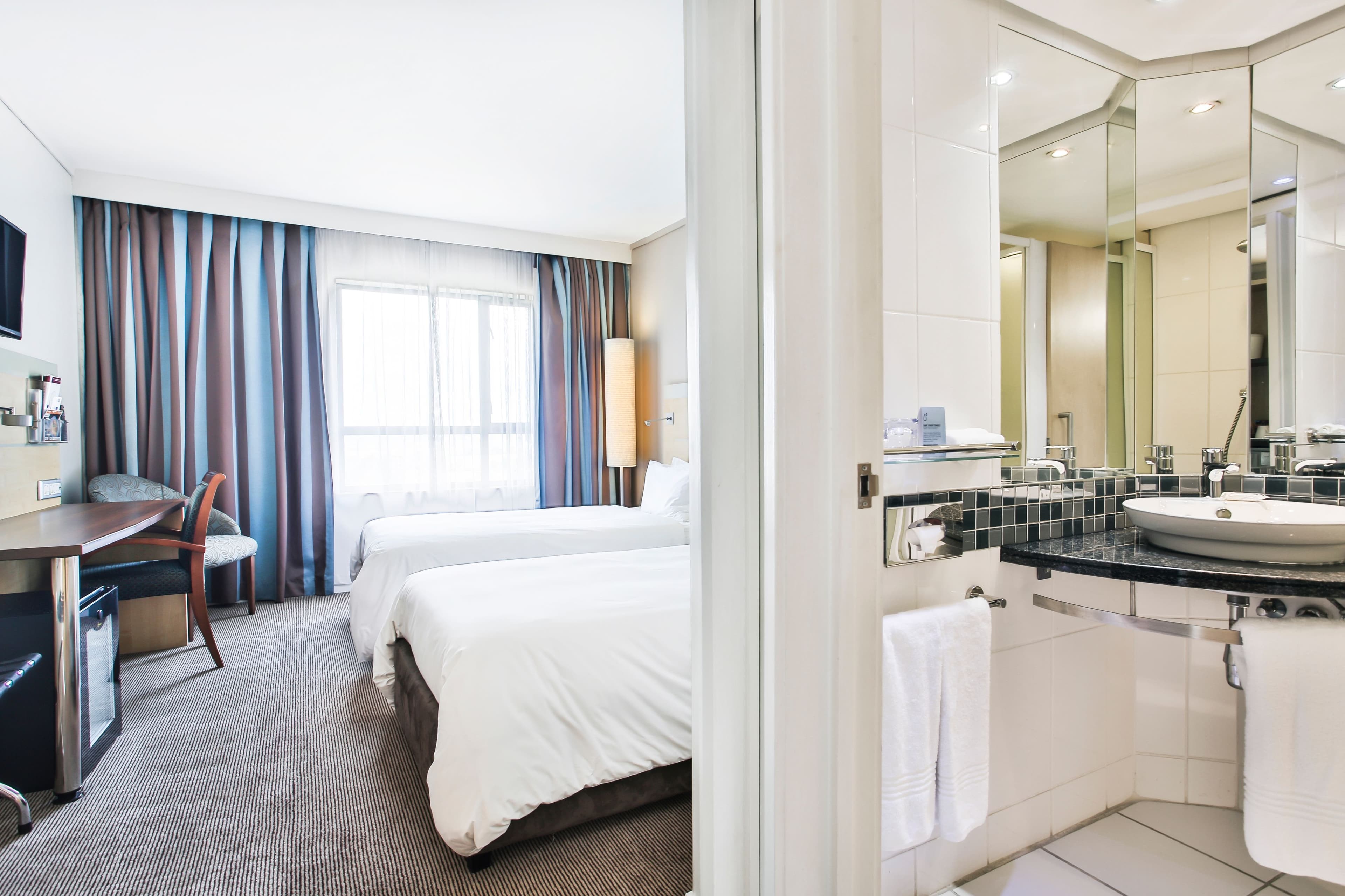 Holiday Inn Express Sandton - Woodmead — 47