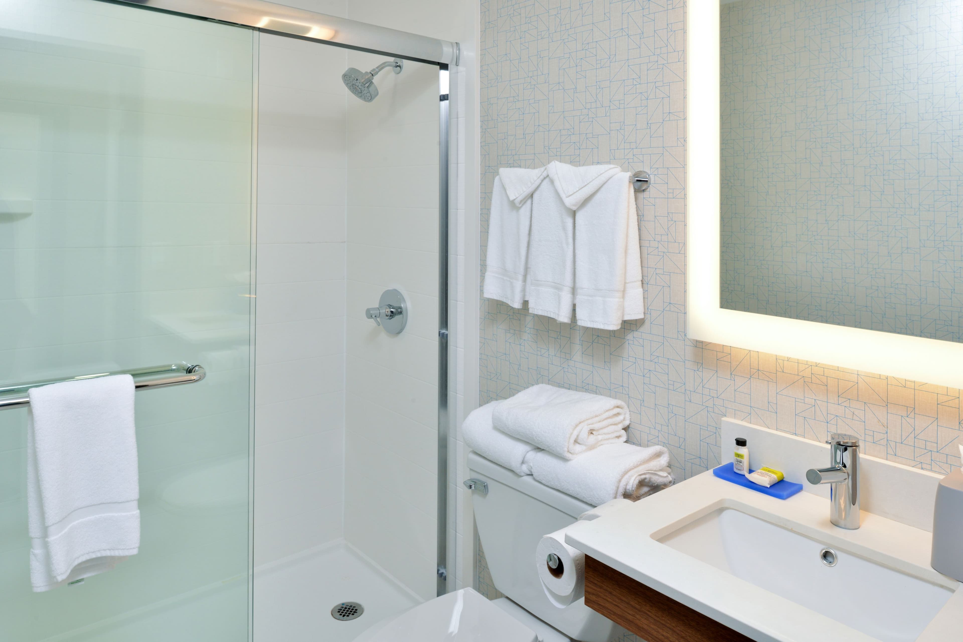 Holiday Inn Express Santa Rosa North — 25