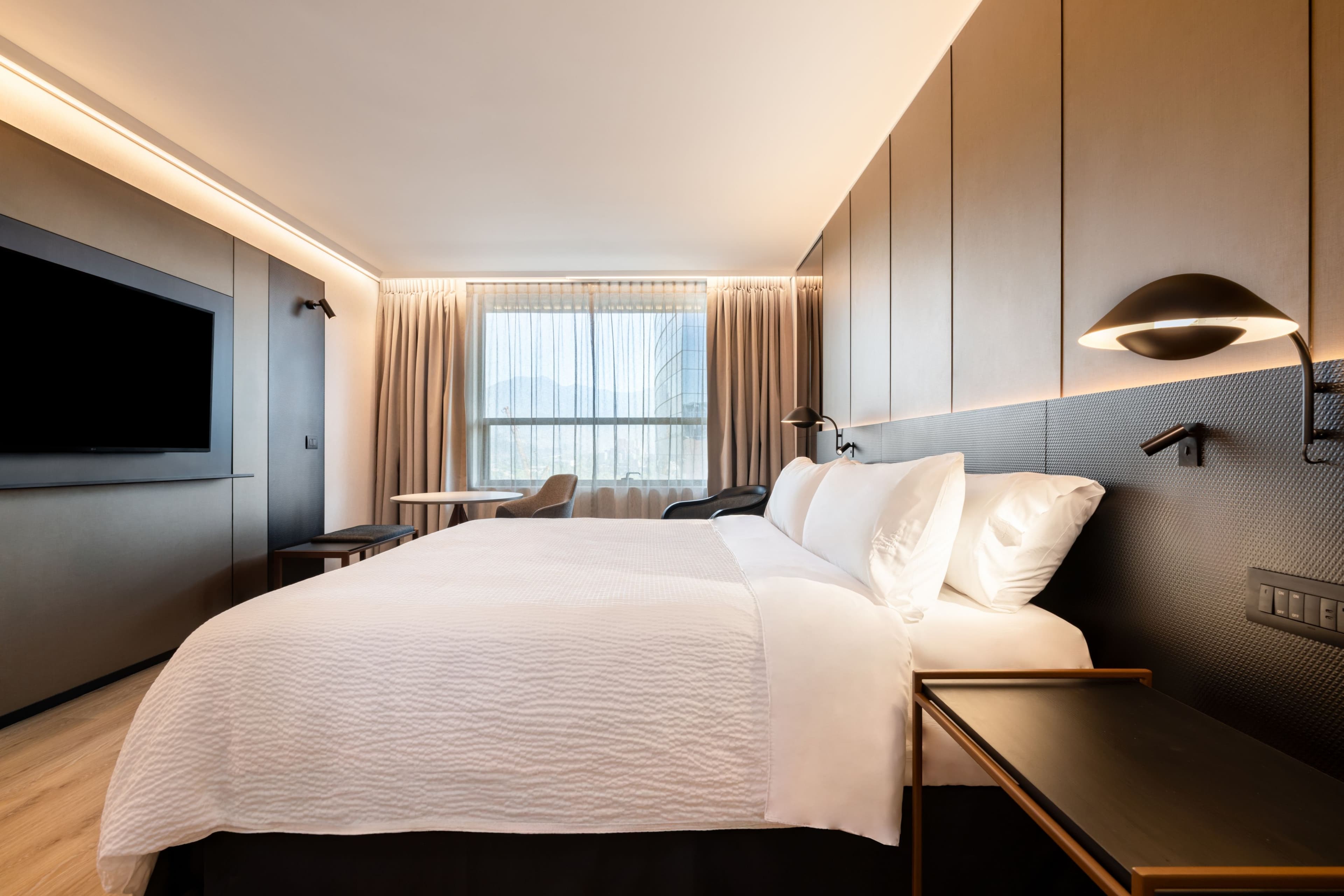 Holiday Inn Express Santiago Las Condes — 7