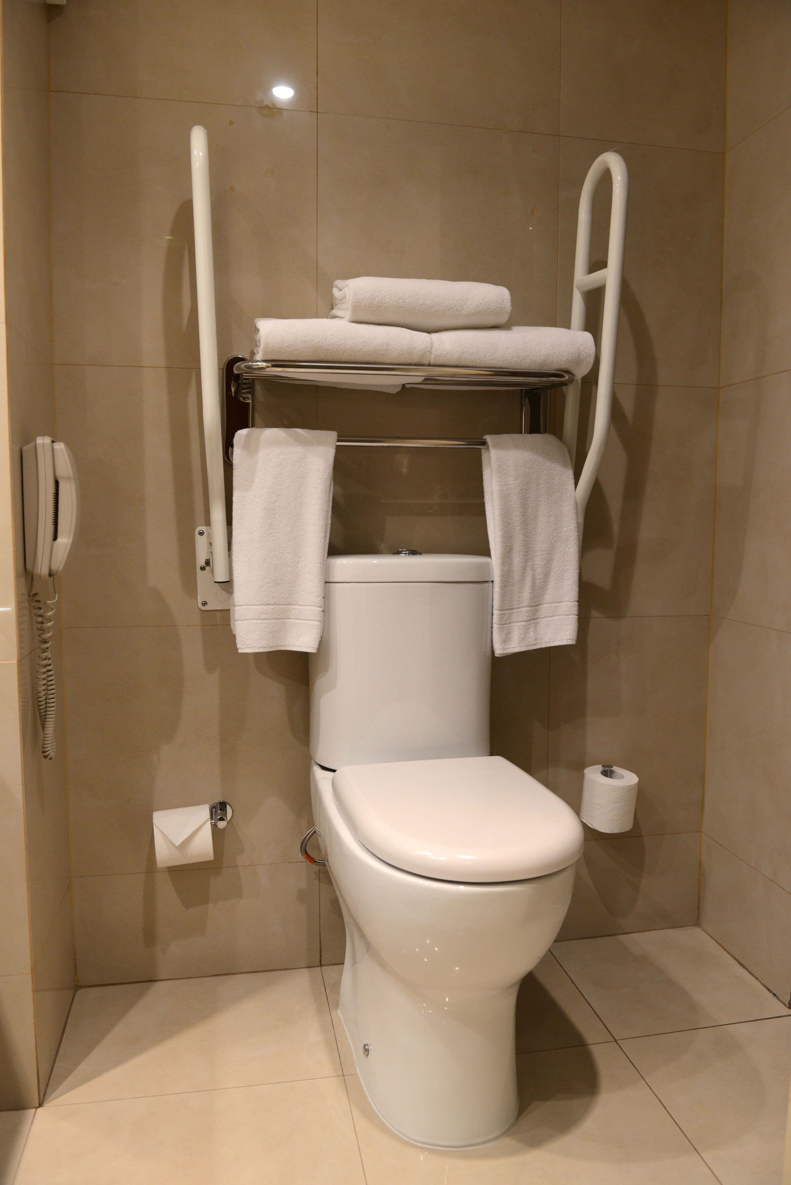 Holiday Inn Express Santiago Las Condes — 12