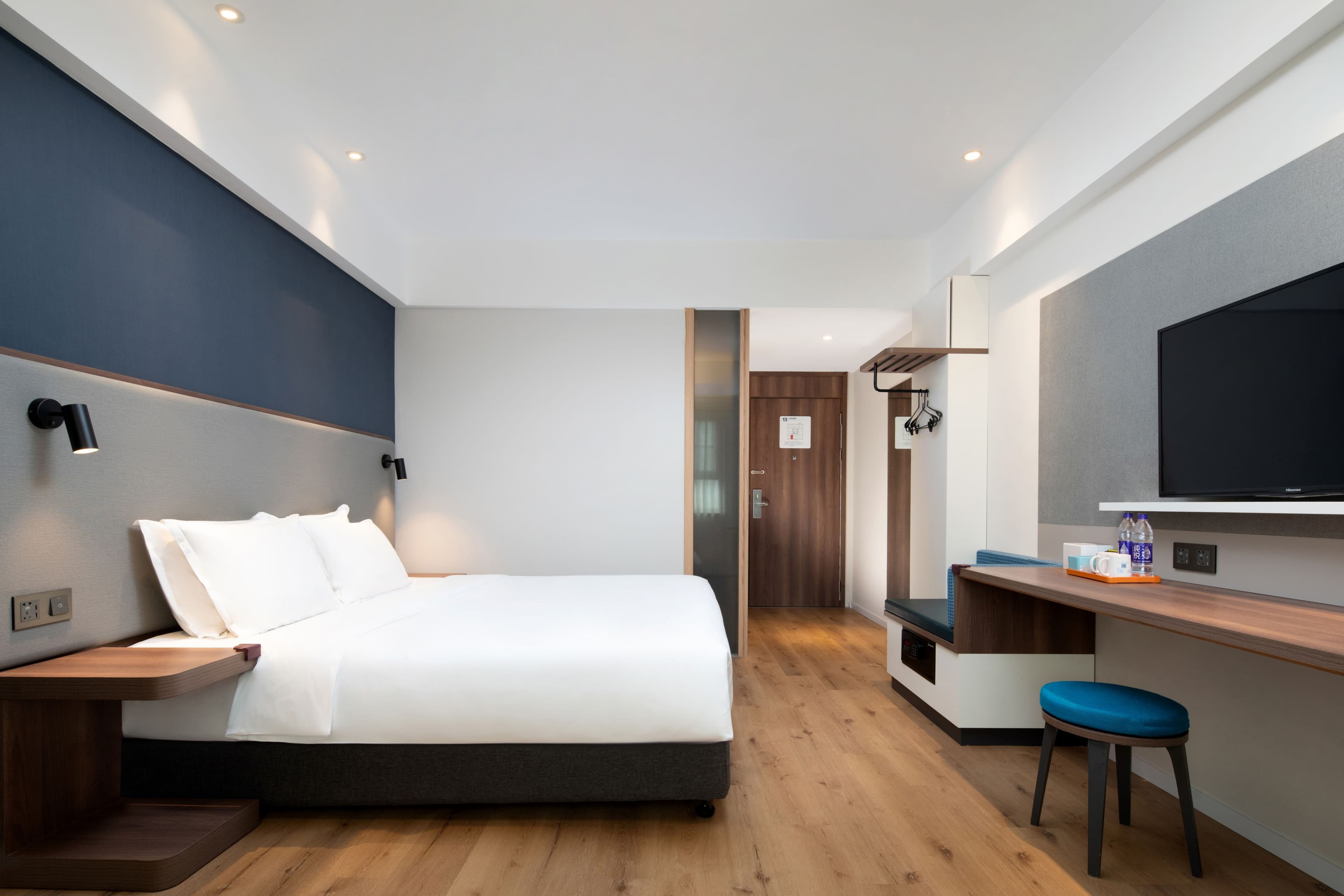 Holiday Inn Express Sanya Bay — 8
