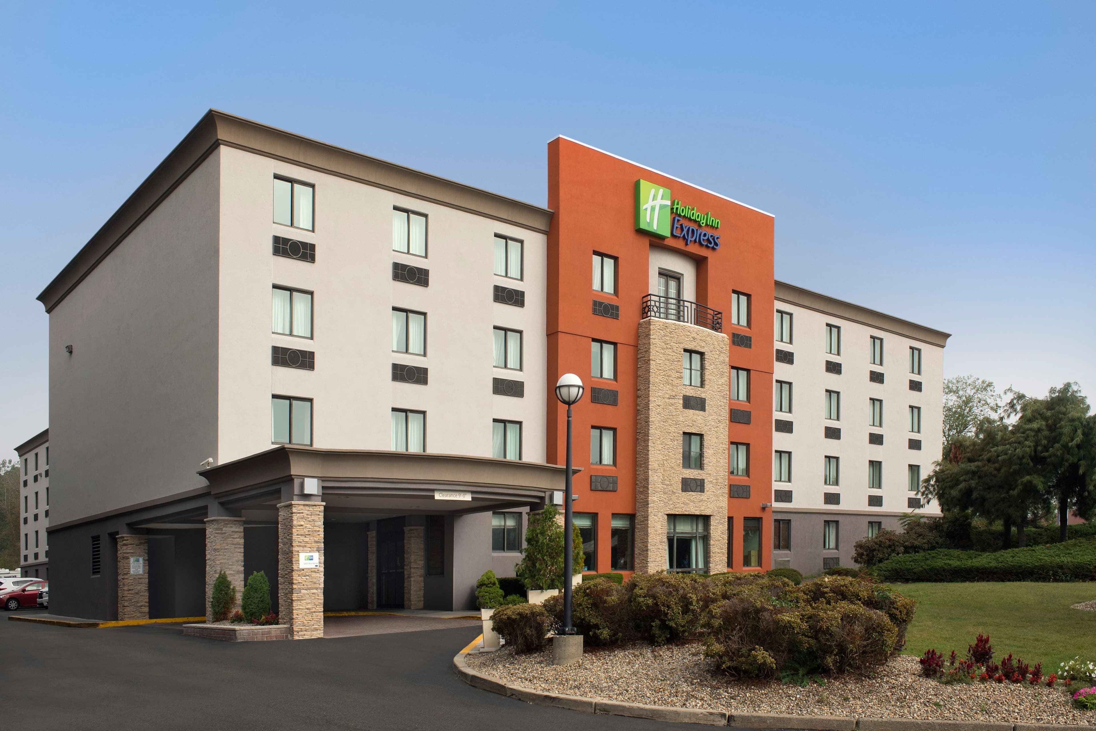Holiday Inn Express Boston - Saugus - Image 1
