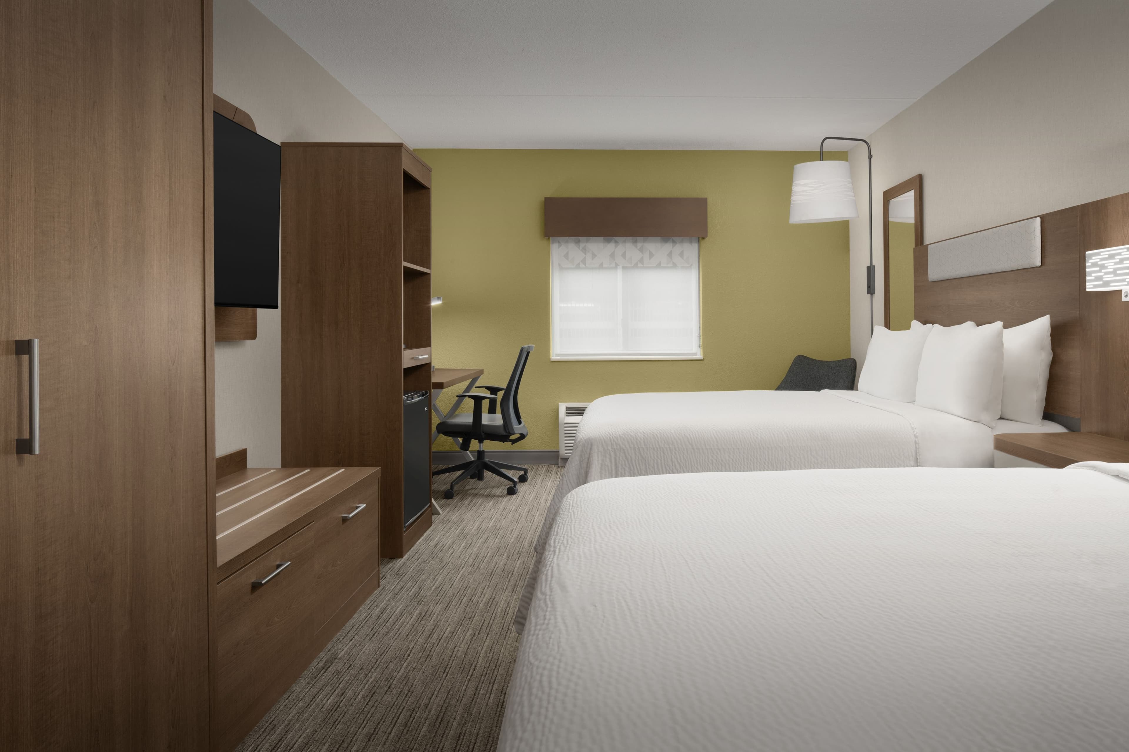 Holiday Inn Express Boston - Saugus — 29