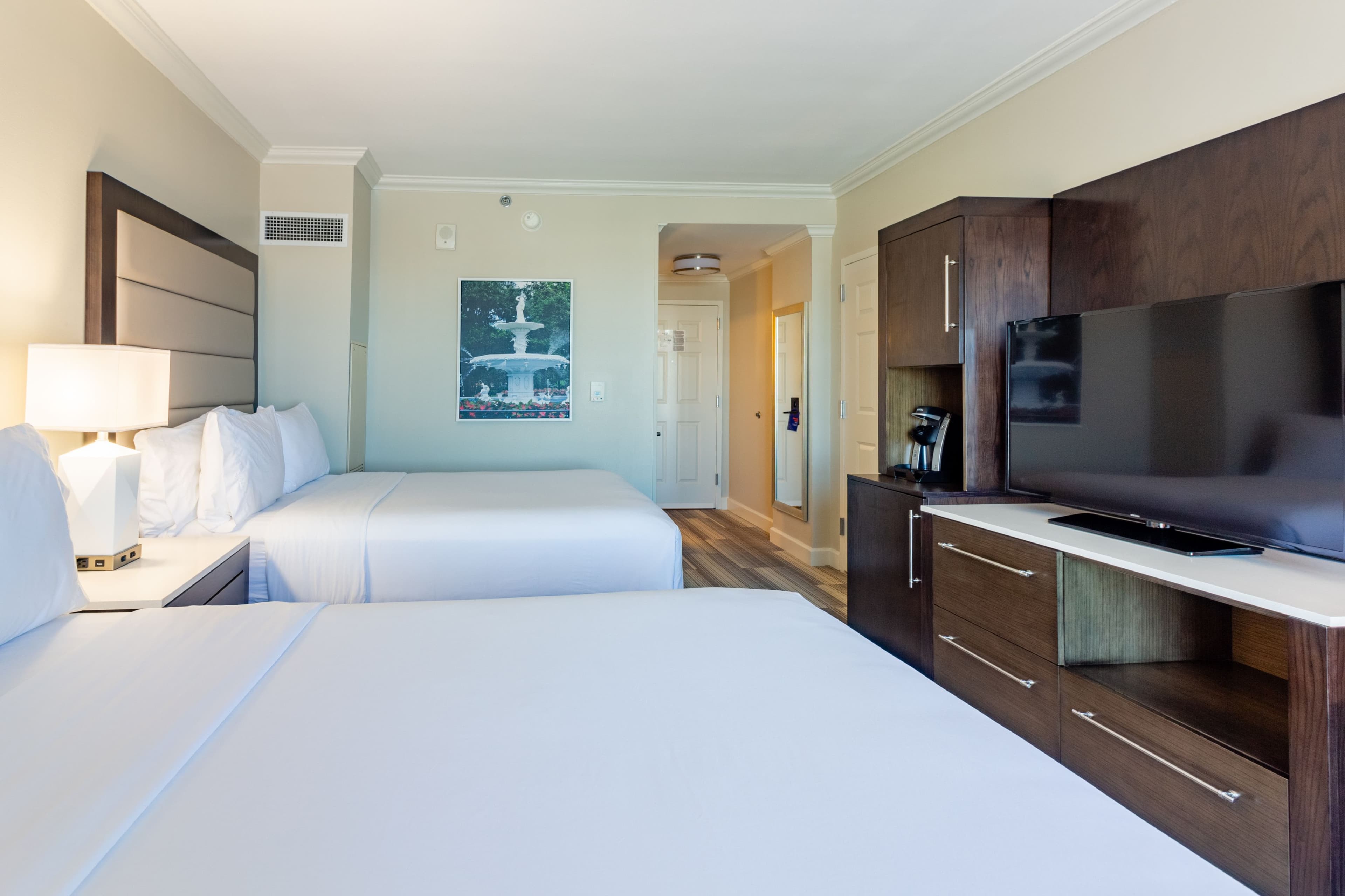 Holiday Inn Express Savannah-Historic District — 22