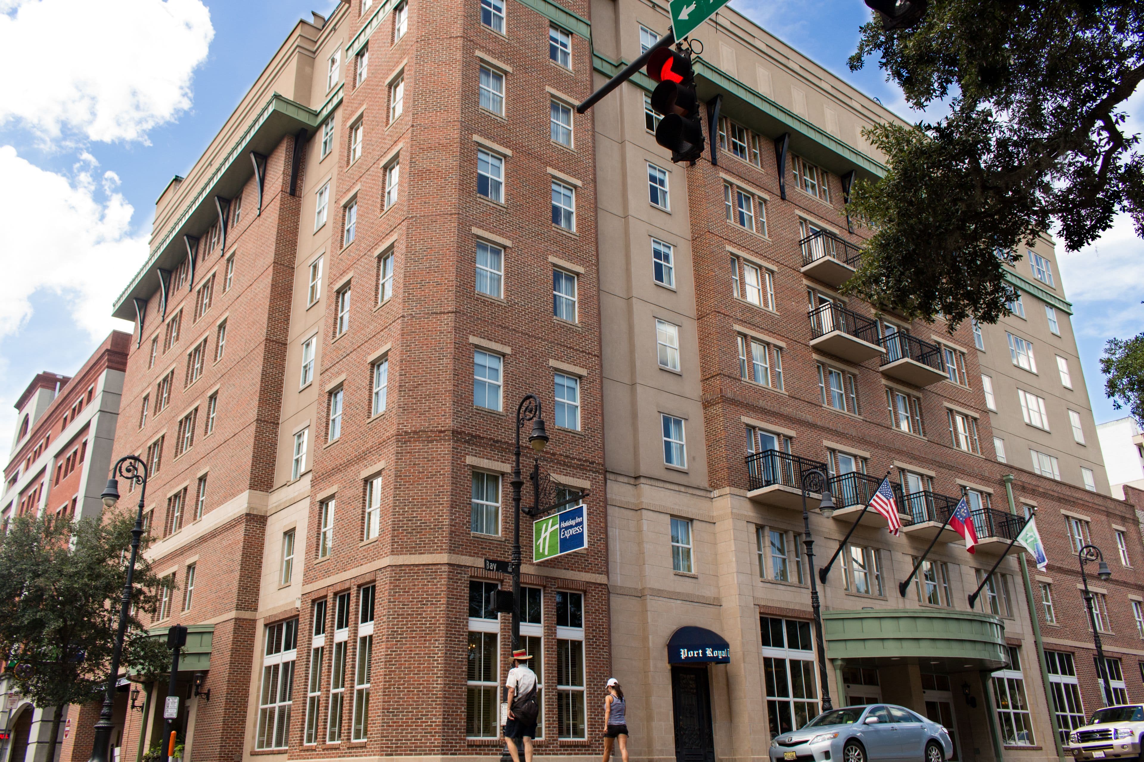 Holiday Inn Express Savannah-Historic District - Image 1