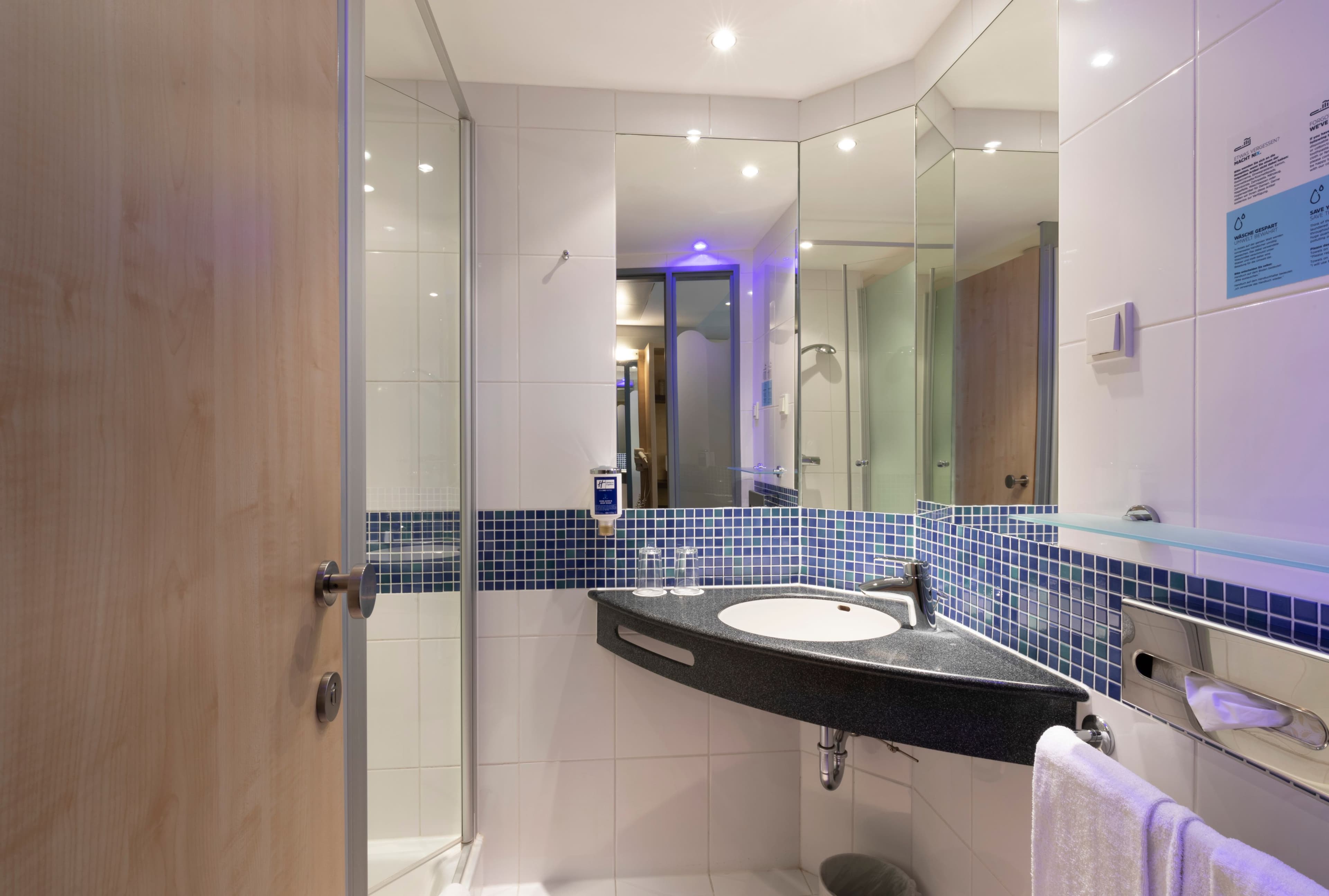 Holiday Inn Express Nürnberg-Schwabach - Image 4