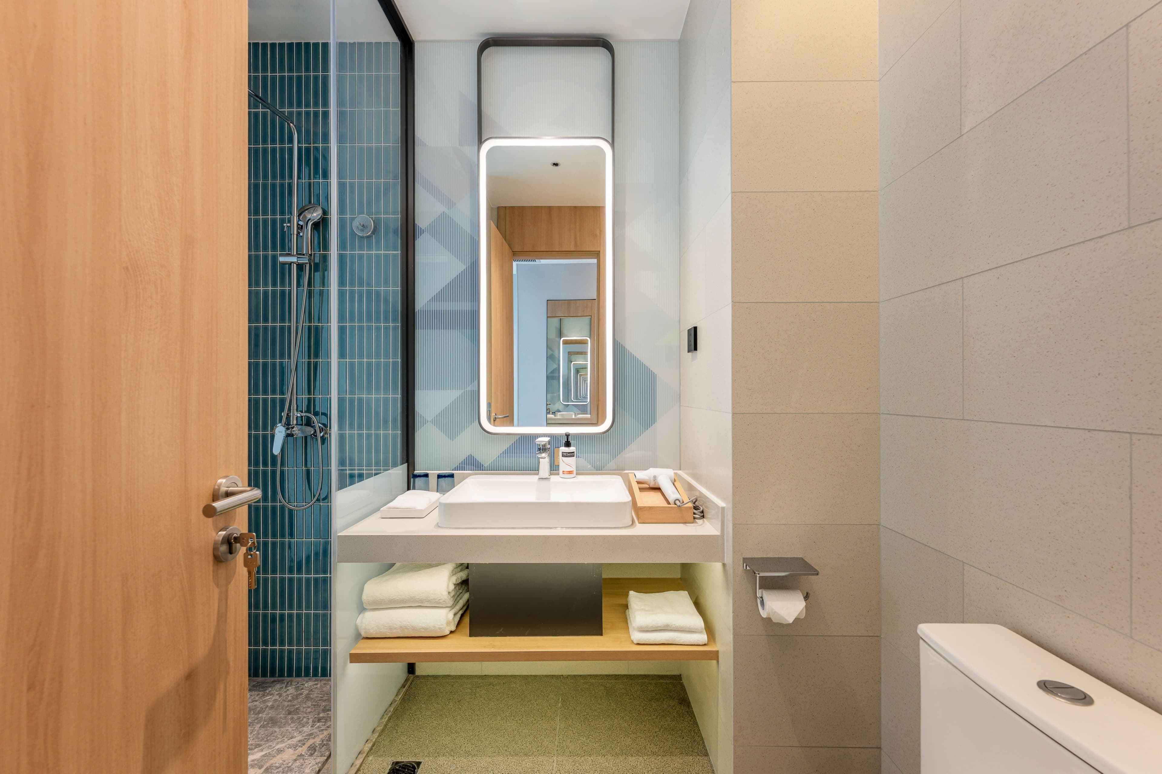 Holiday Inn Express Shanghai Hongqiao CBD - Image 4