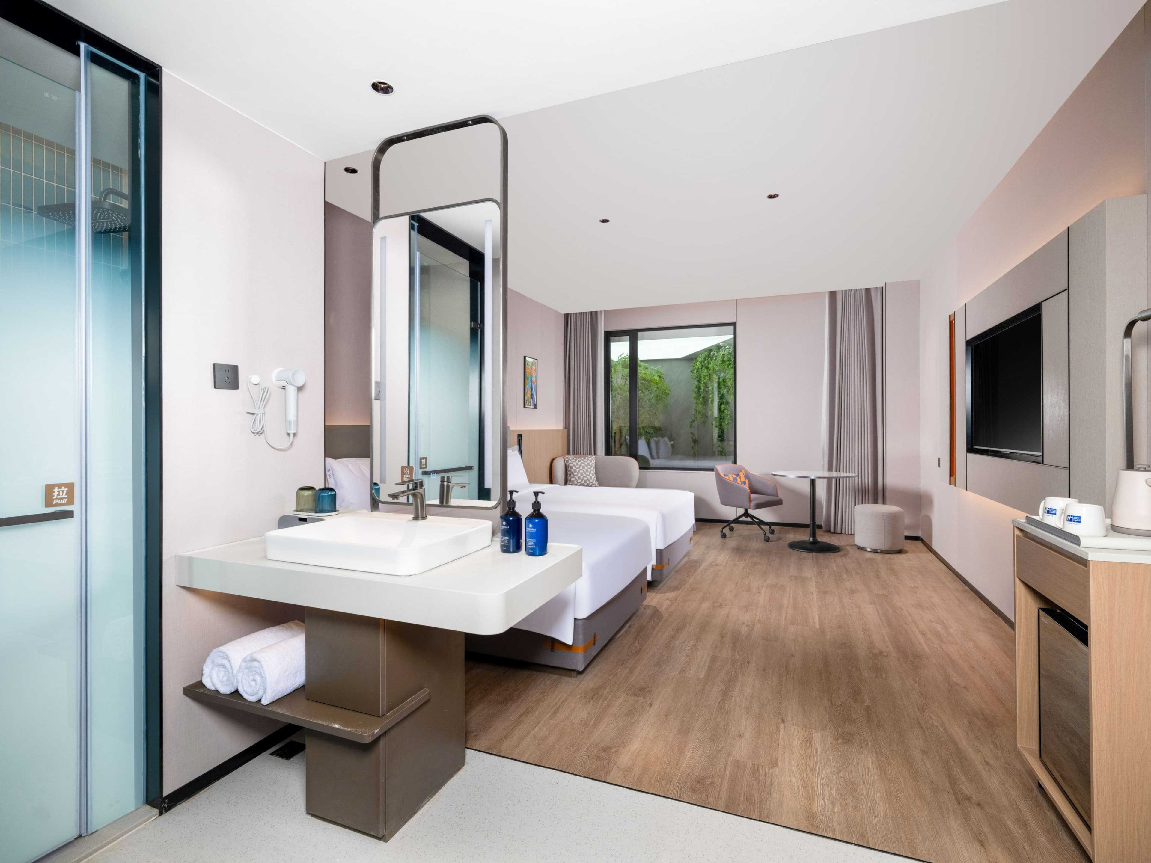 Holiday Inn Express Shanghai on The Bund — 17
