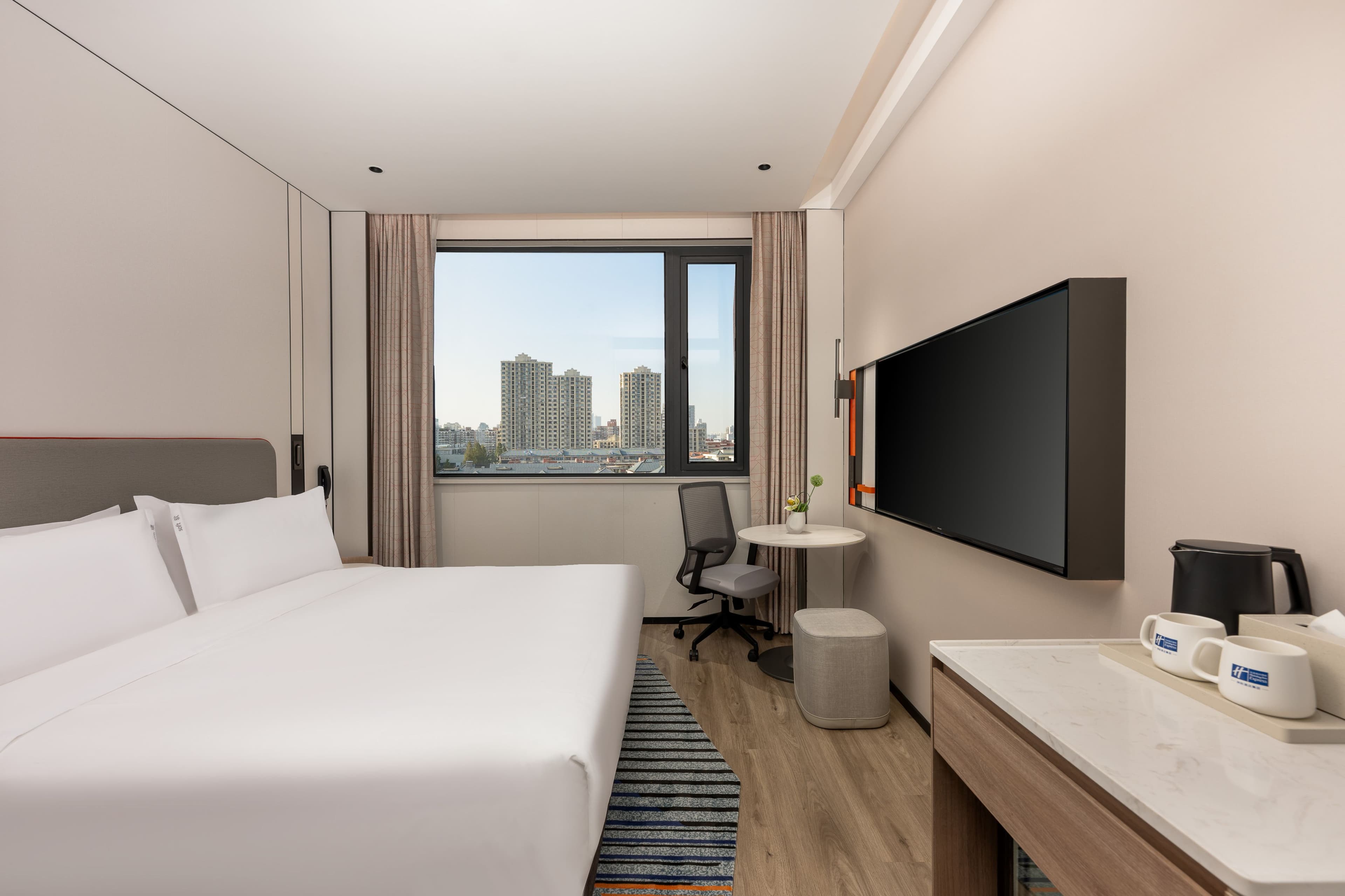 Holiday Inn Express Shanghai Changyang Road — 8