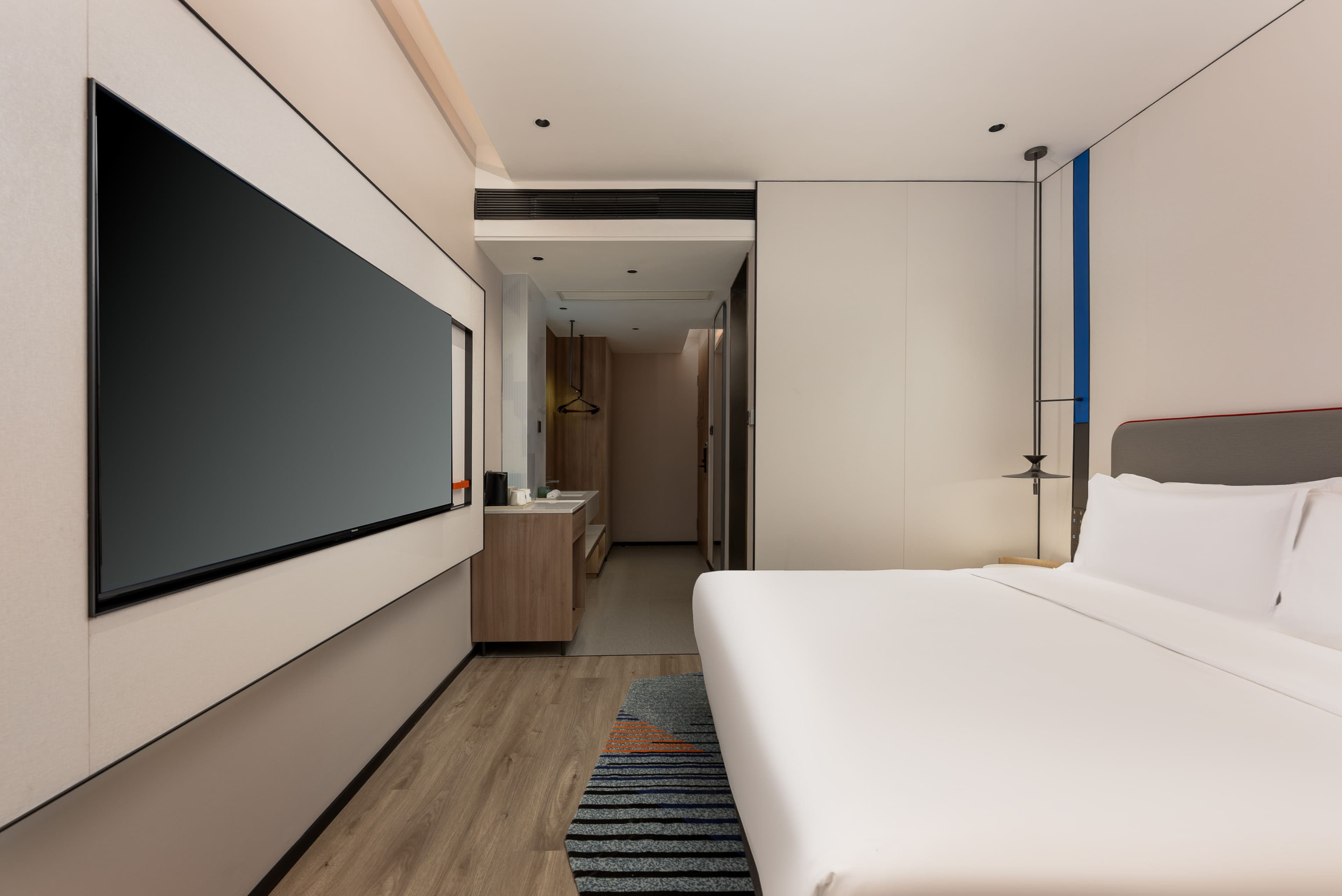 Holiday Inn Express Shanghai Changyang Road — 13