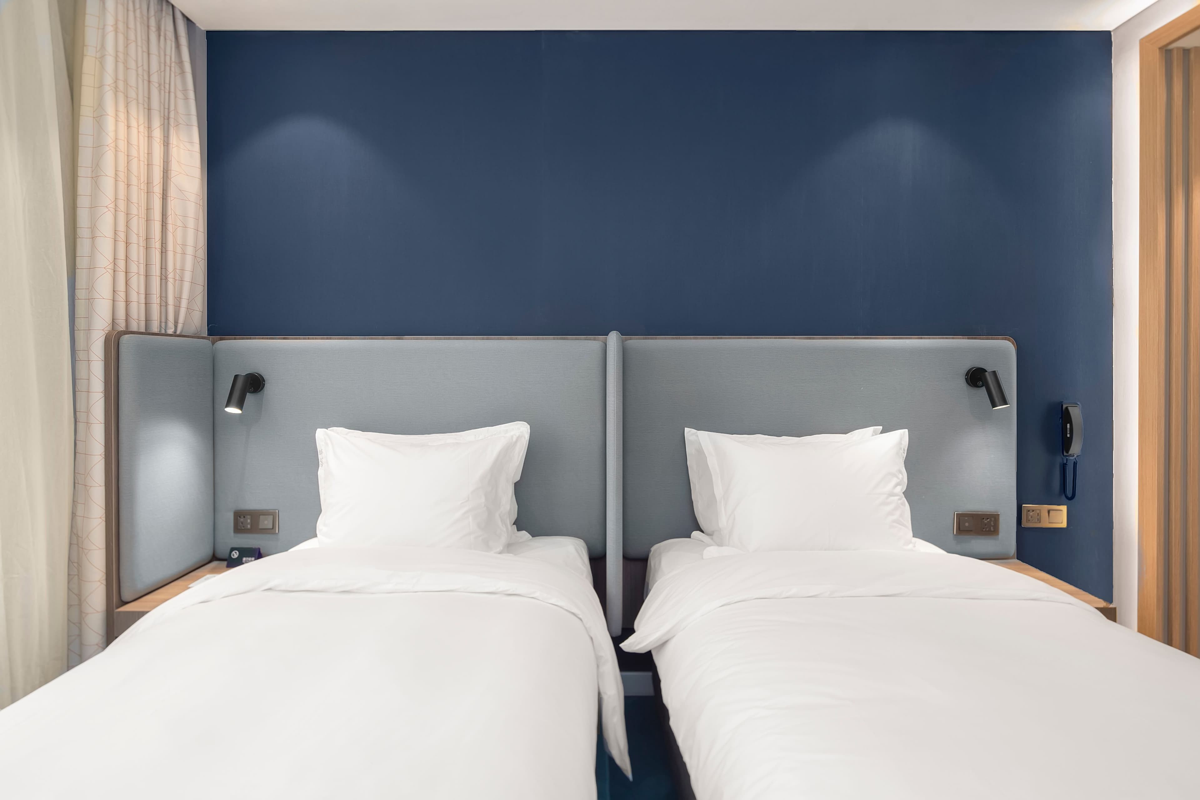 Standard Room - Image 10