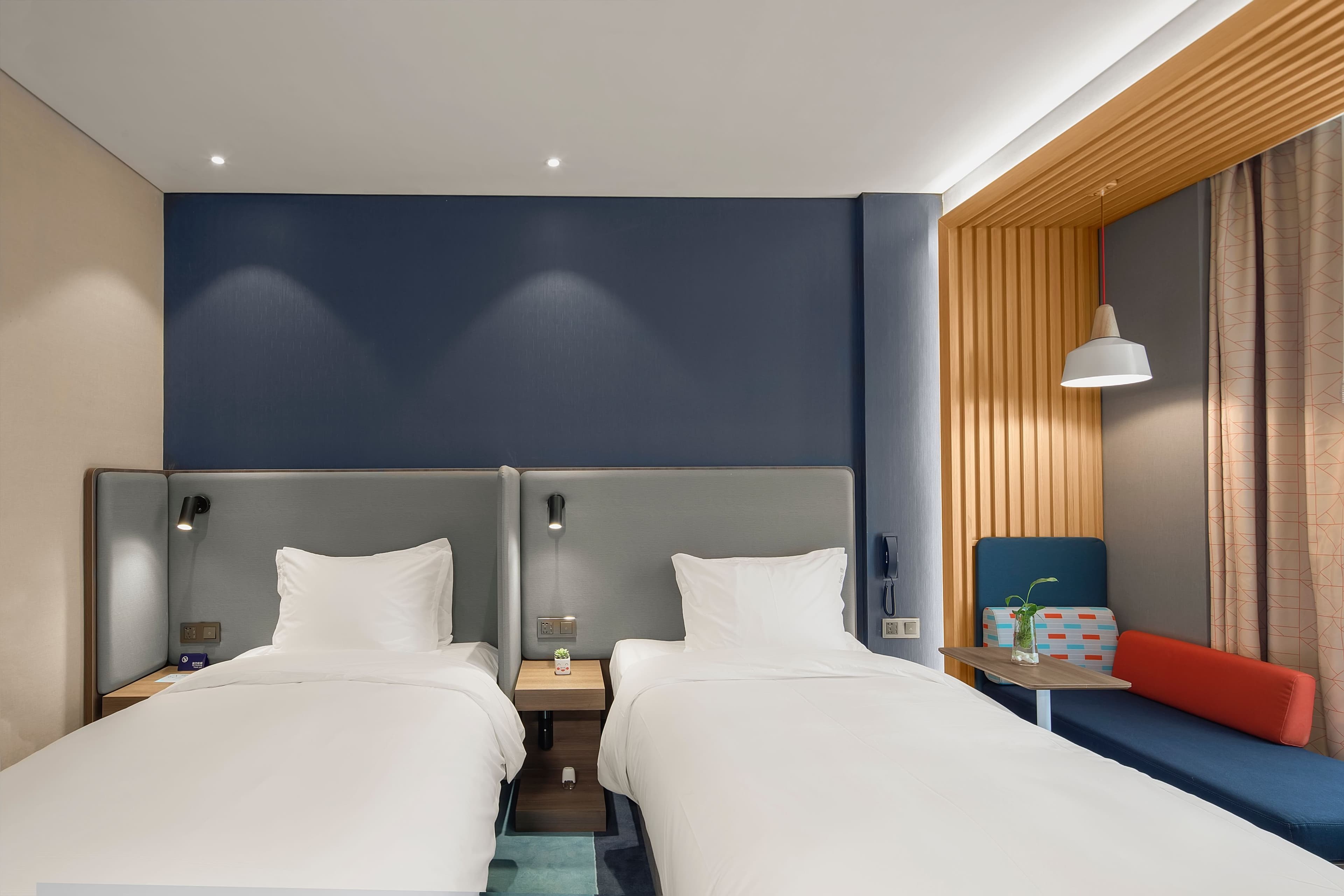 Standard Room - Image 6
