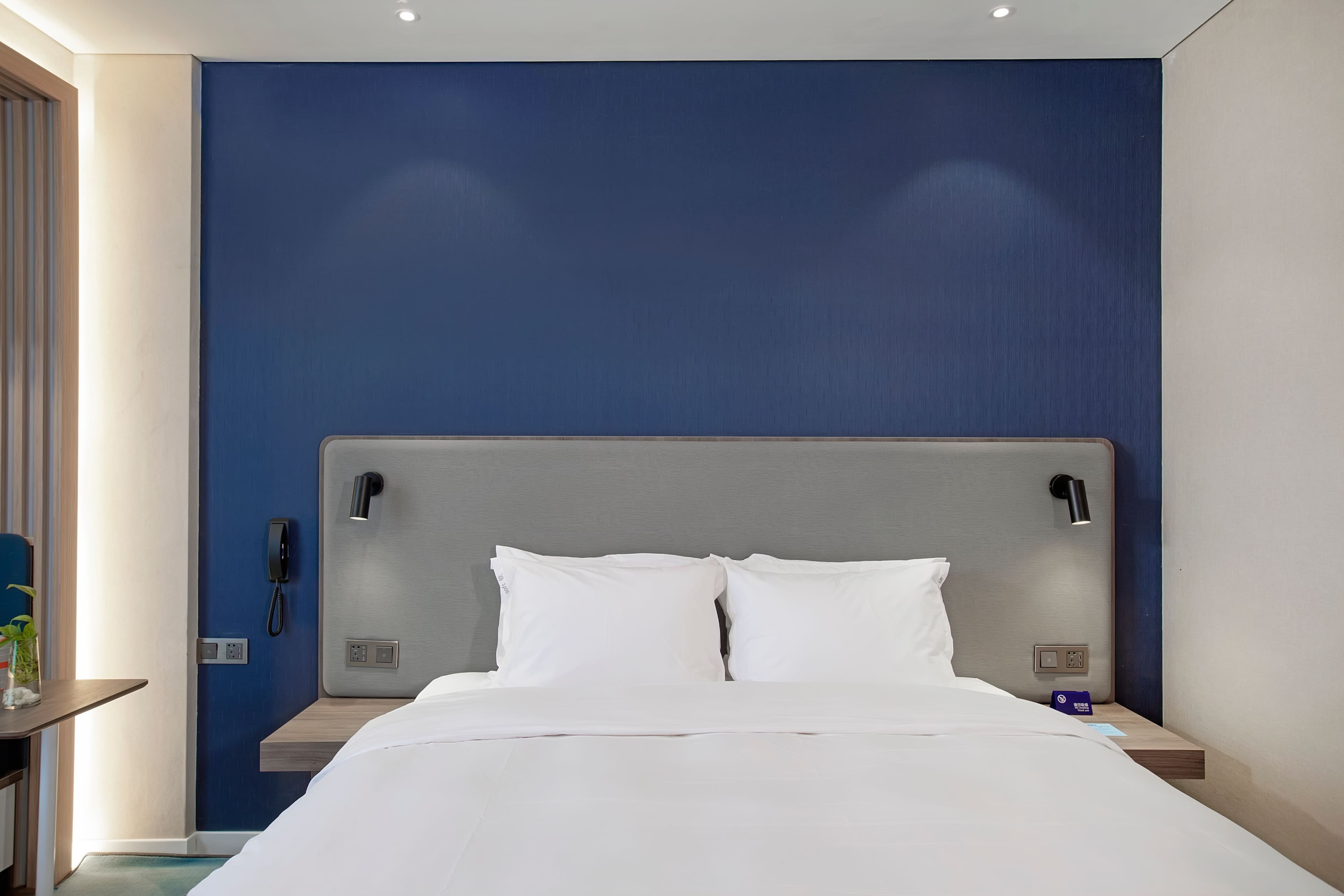 Standard Room - Image 5