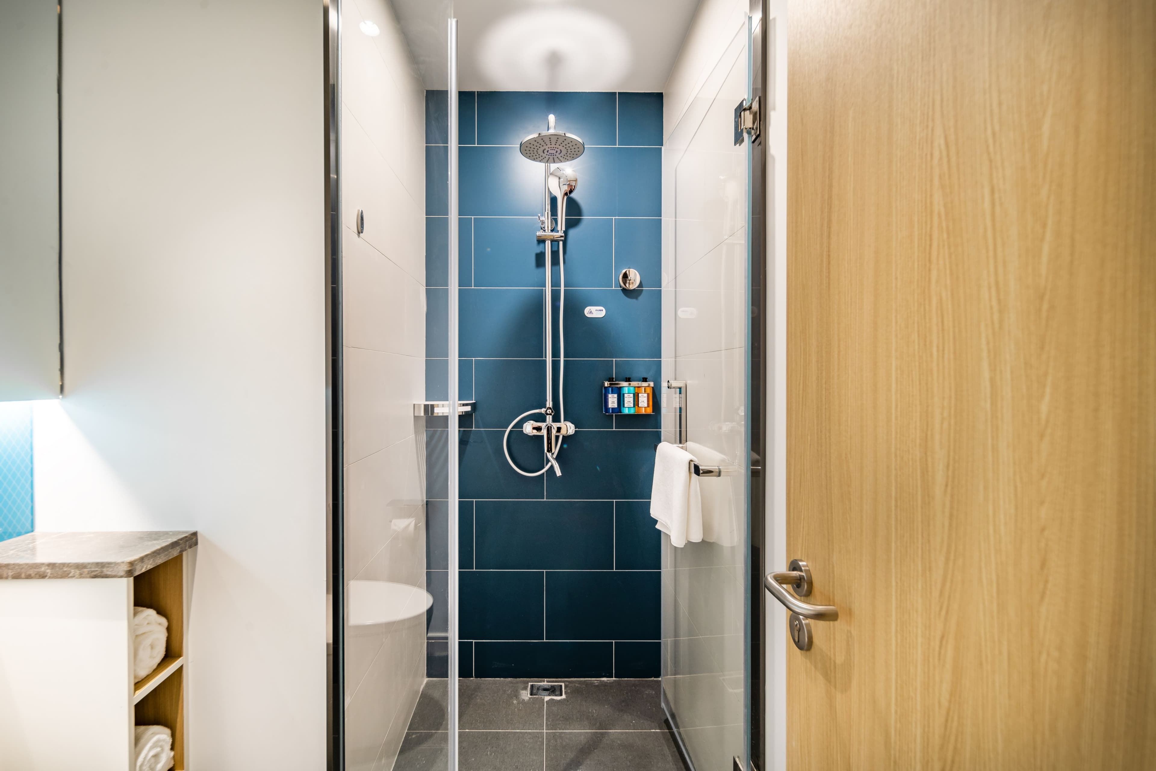 Holiday Inn Express Shanghai Pudong Zhangjiang - Image 4