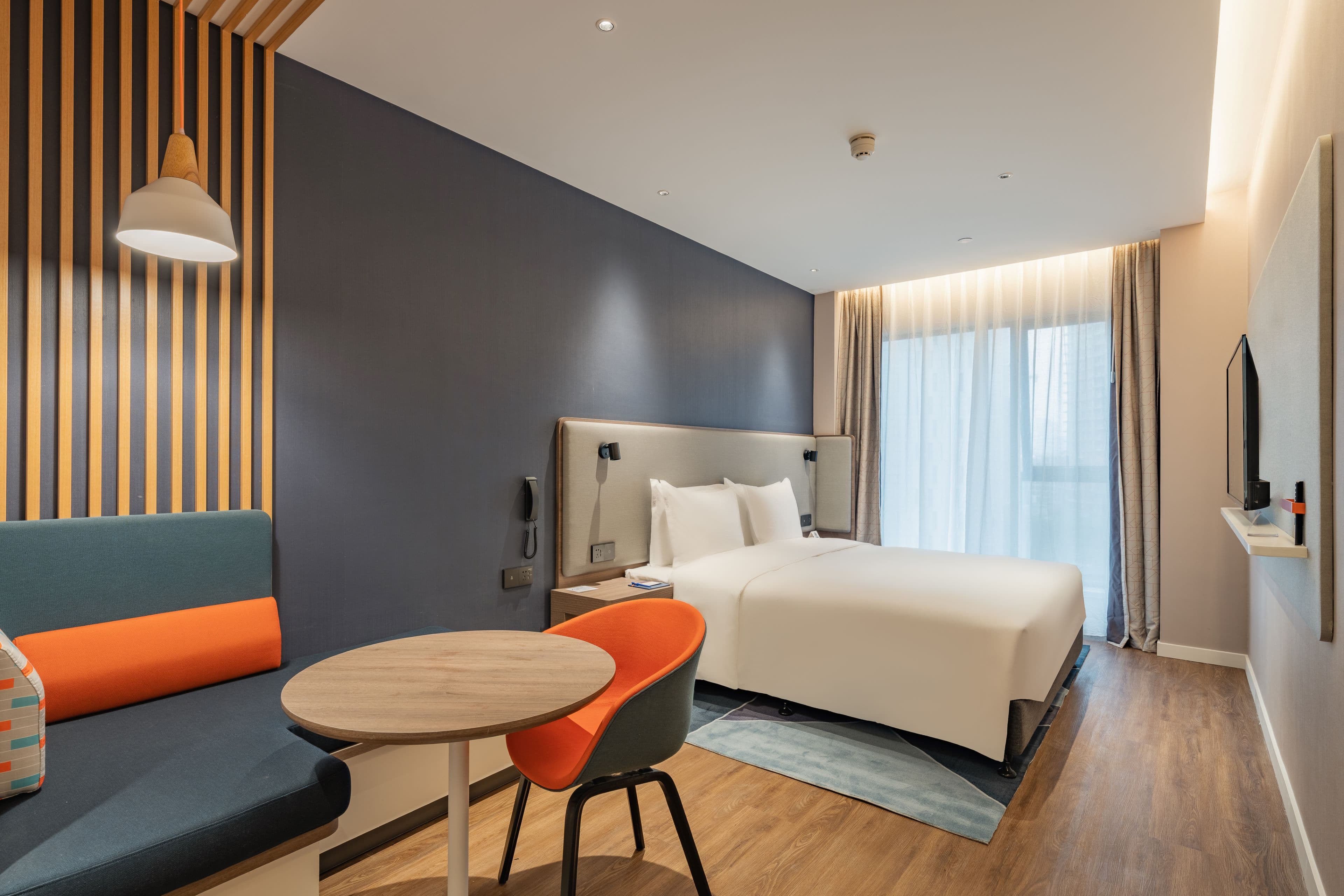 Holiday Inn Express Shanghai Expo Centre — 13