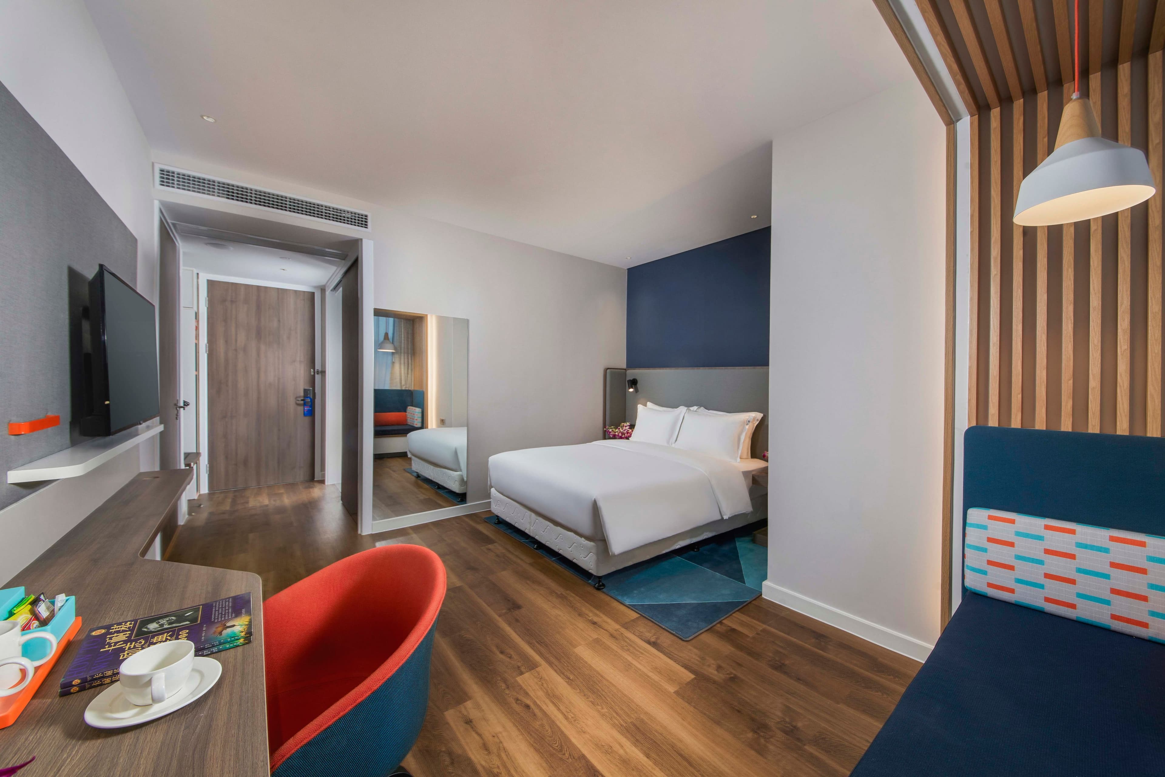 Holiday Inn Express Shanghai Xuhui Binjiang — 12