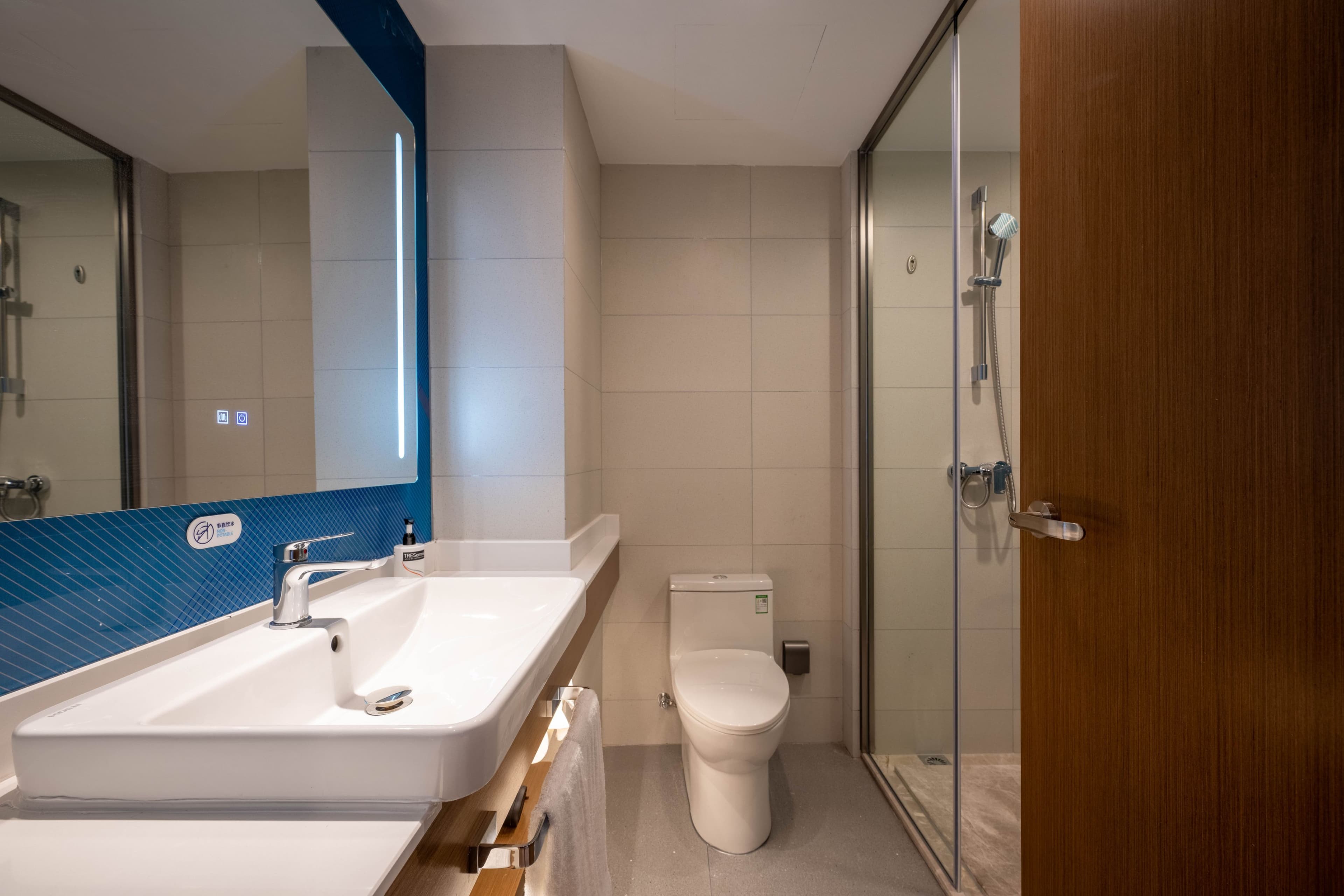 Holiday Inn Express Shanghai Pujiang Lianhang Road - Image 4