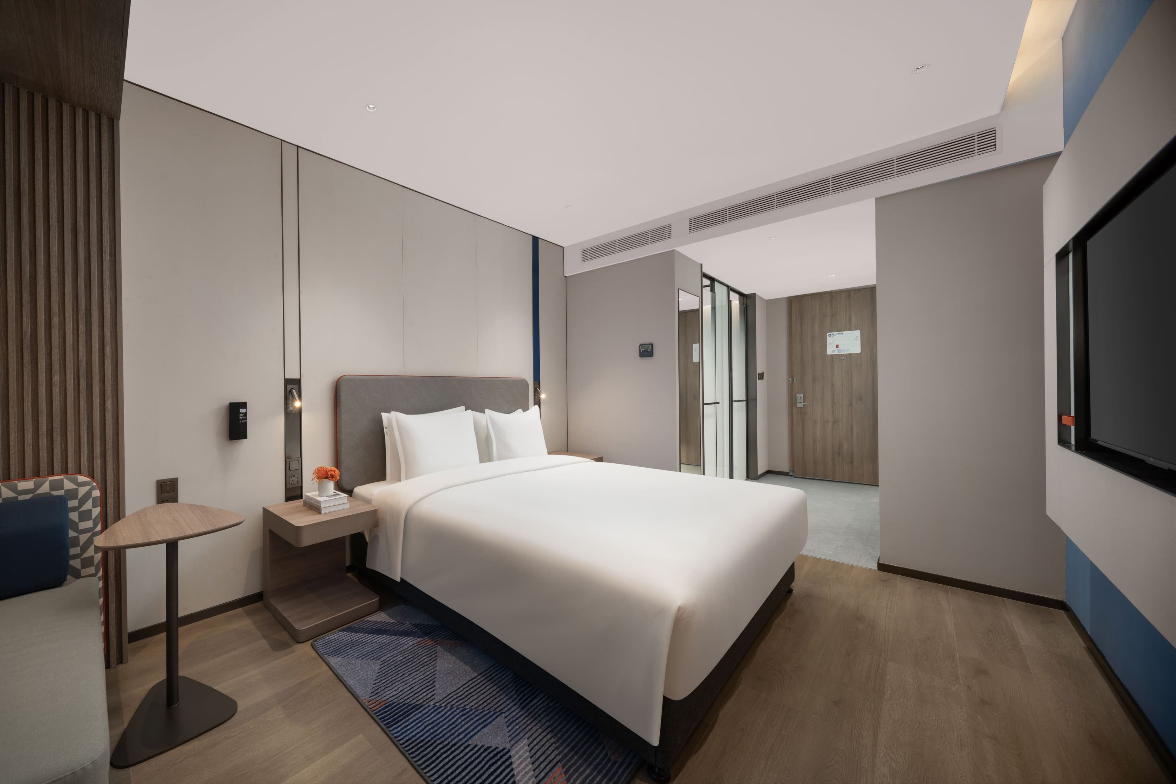 Holiday Inn Express Shanghai Hongqiao NECC - Image 3