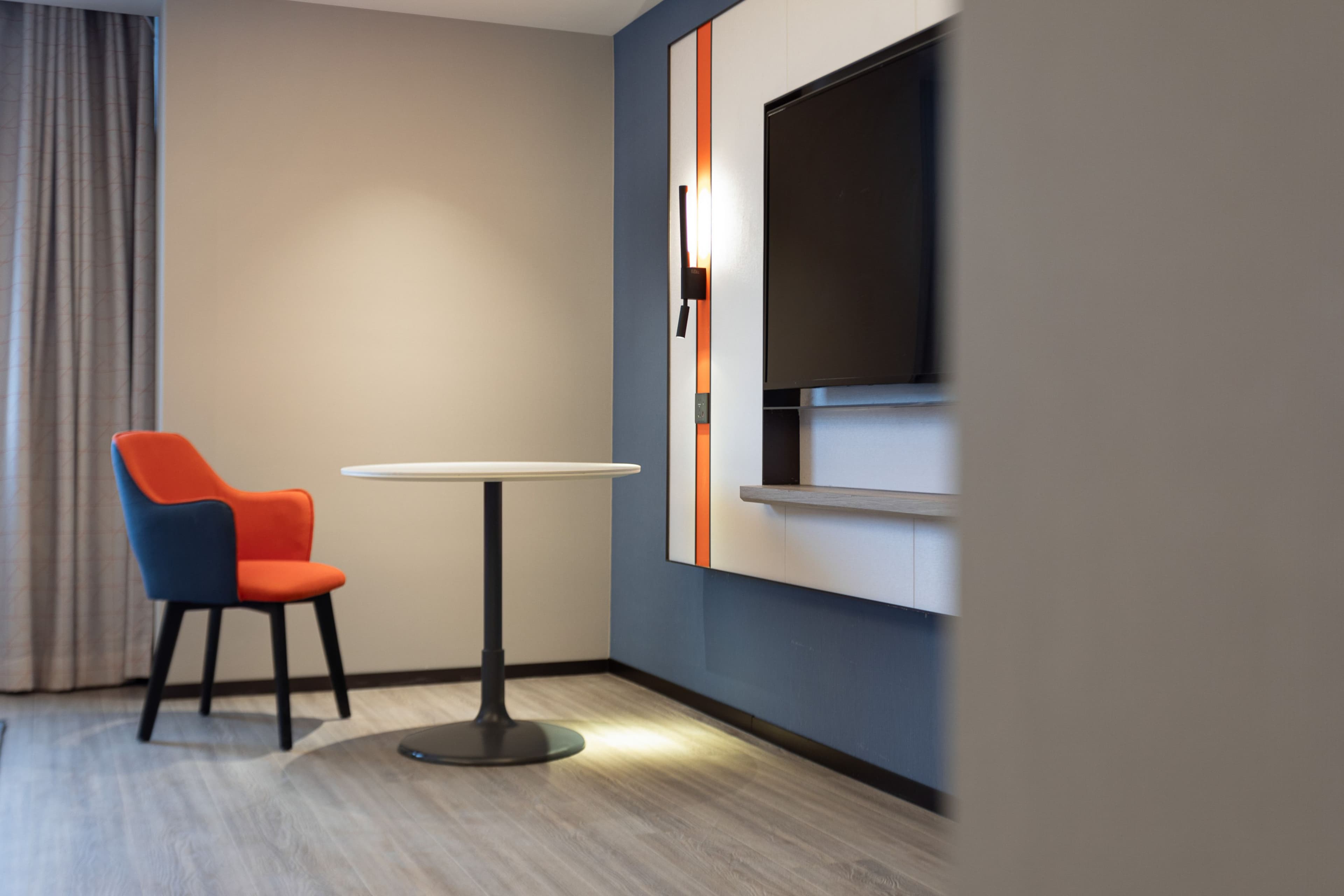 Holiday Inn Express Shanghai Gumei — 4