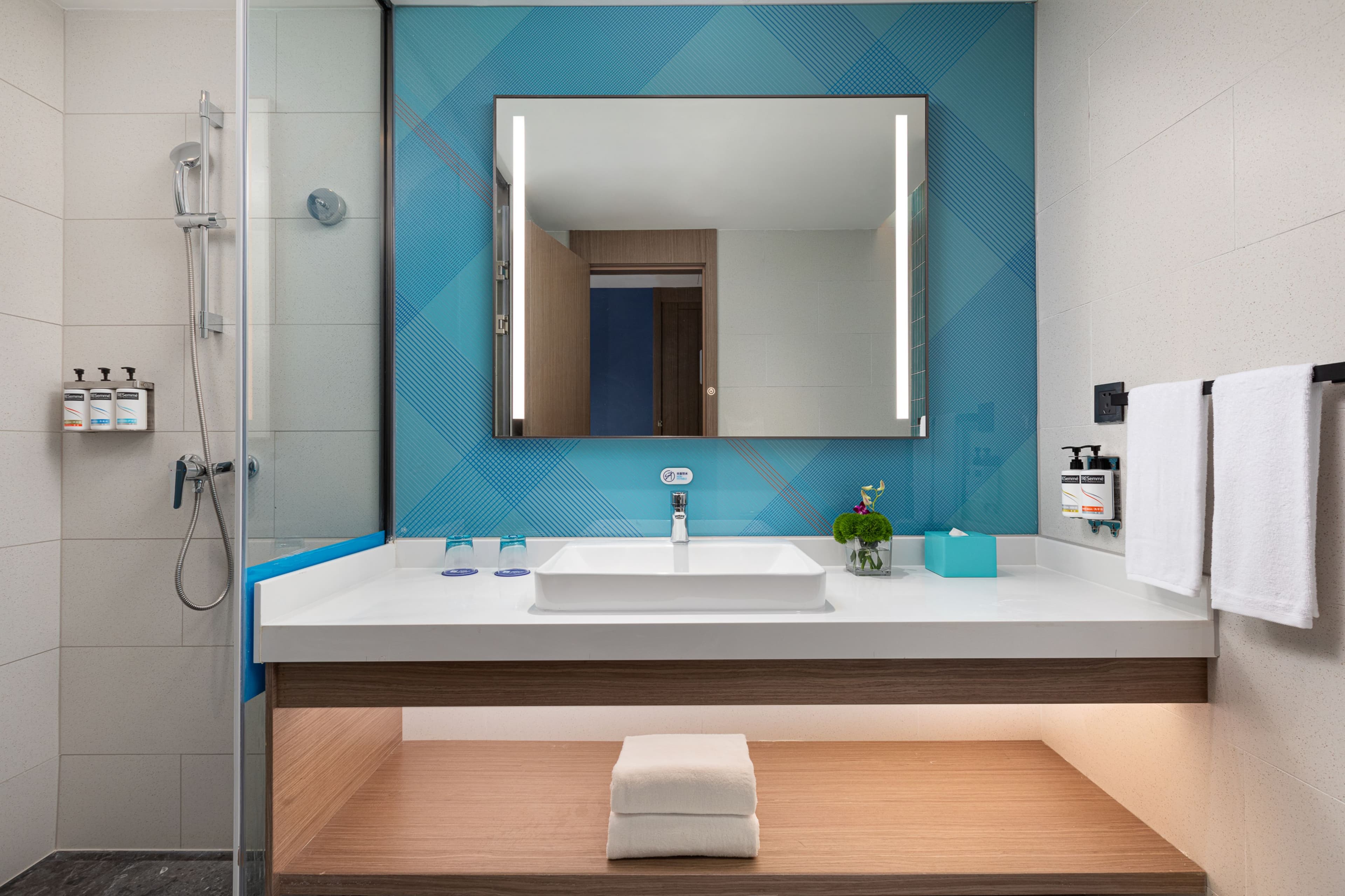 Standard Room - Image 7