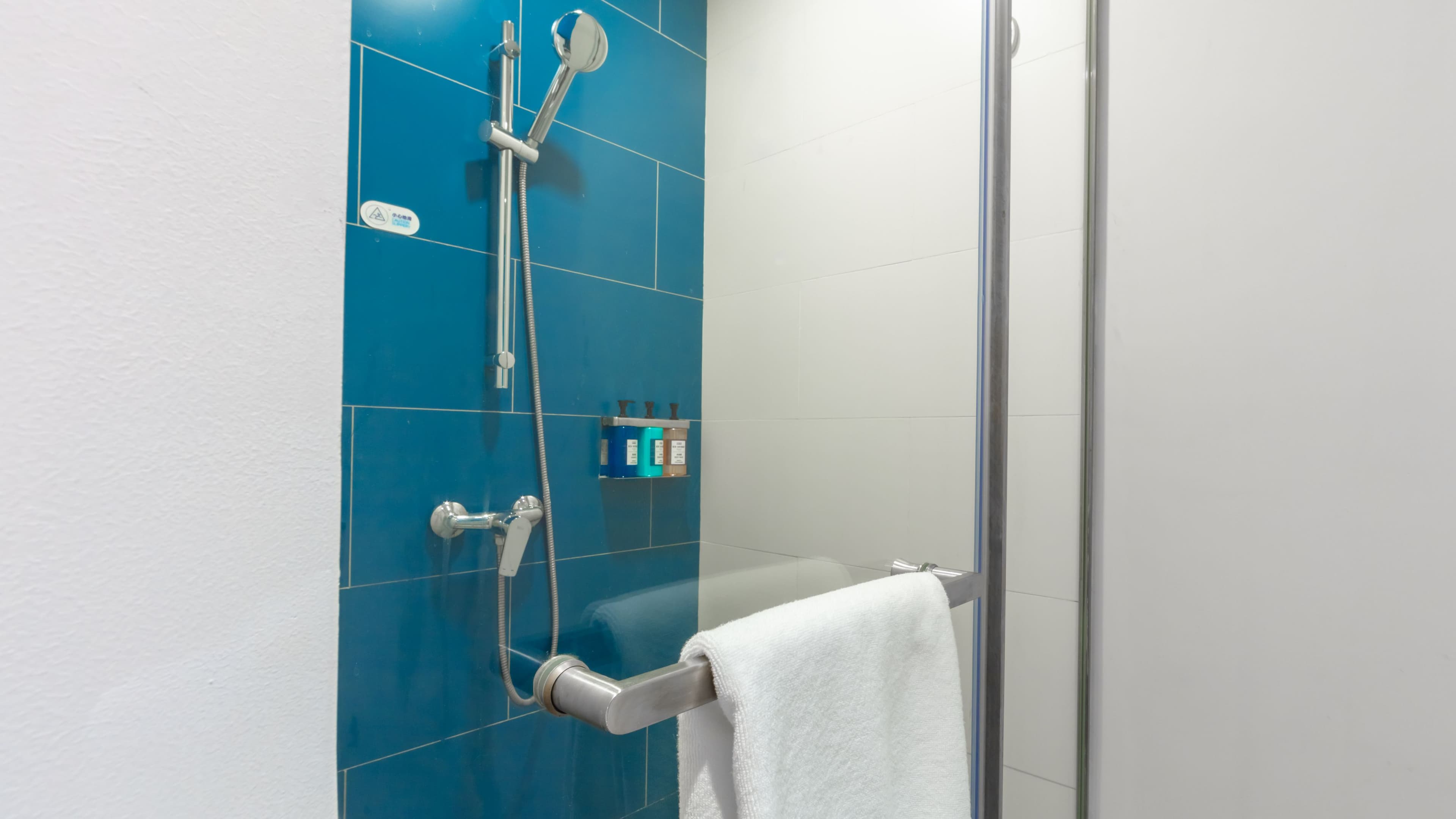 Holiday Inn Express Shanghai Pudong Airport — 23