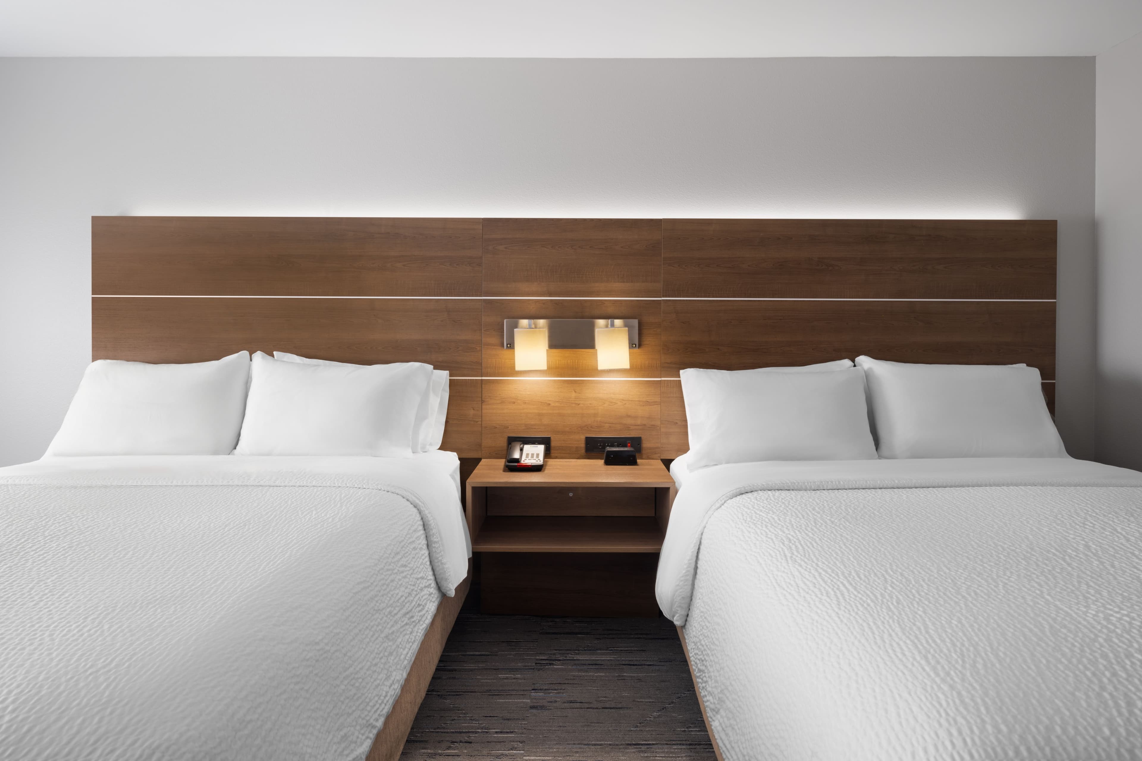 Holiday Inn Express Sheboygan-Kohler (I-43) — 41