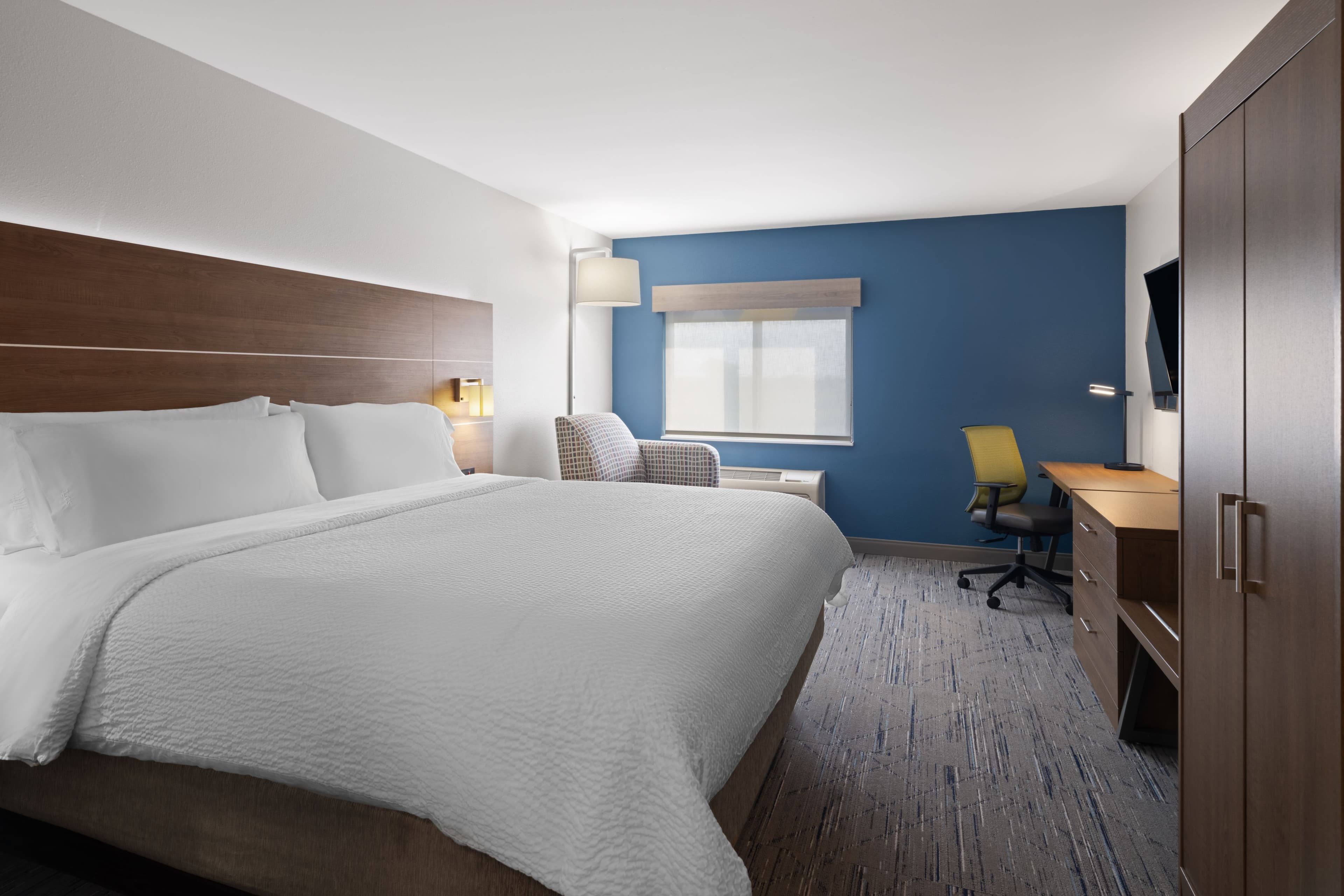 Holiday Inn Express Sheboygan-Kohler (I-43) — 20