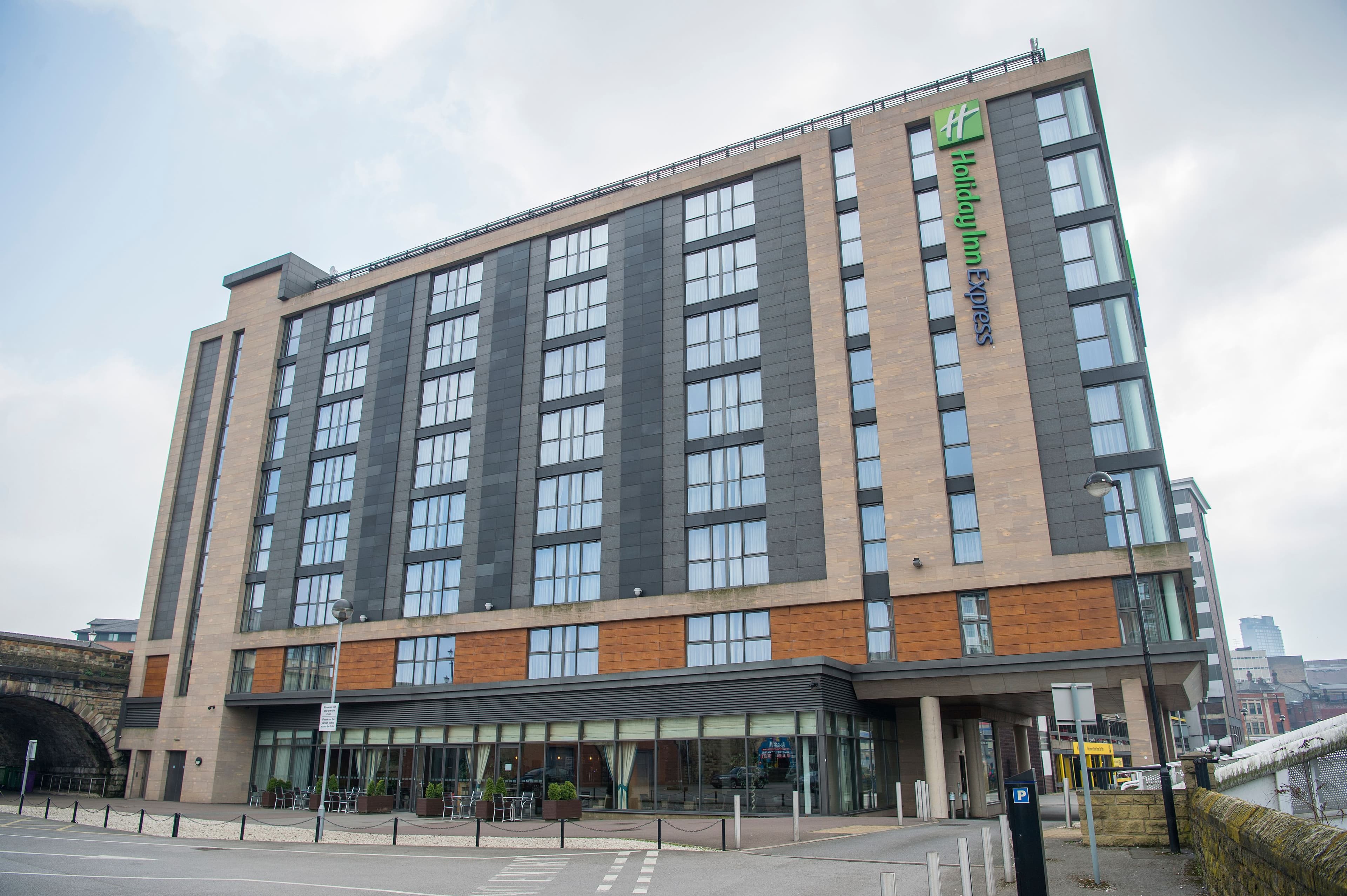 Holiday Inn Express Sheffield City Centre - Image 1