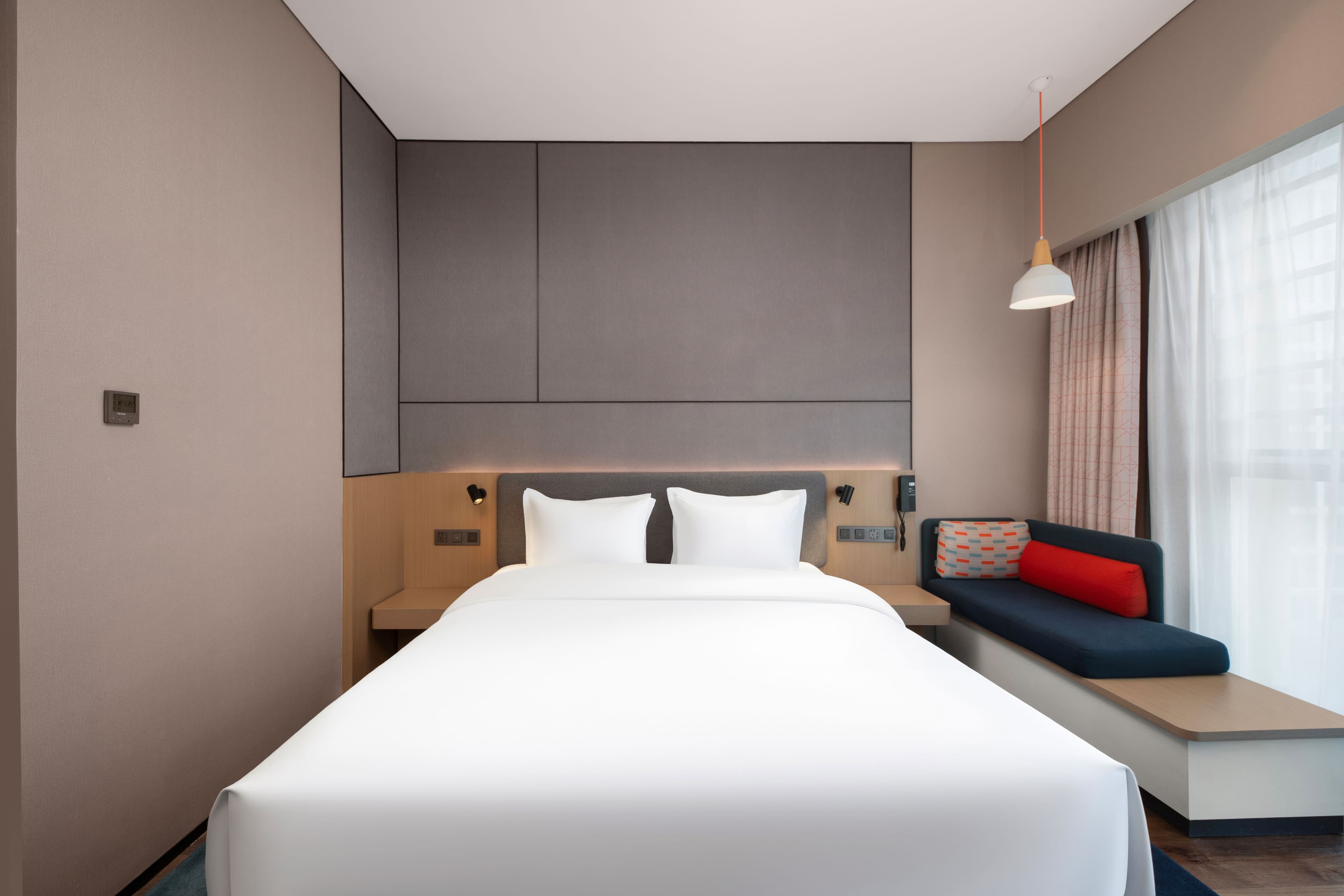 Holiday Inn Express Shenzhen Longhua — 9