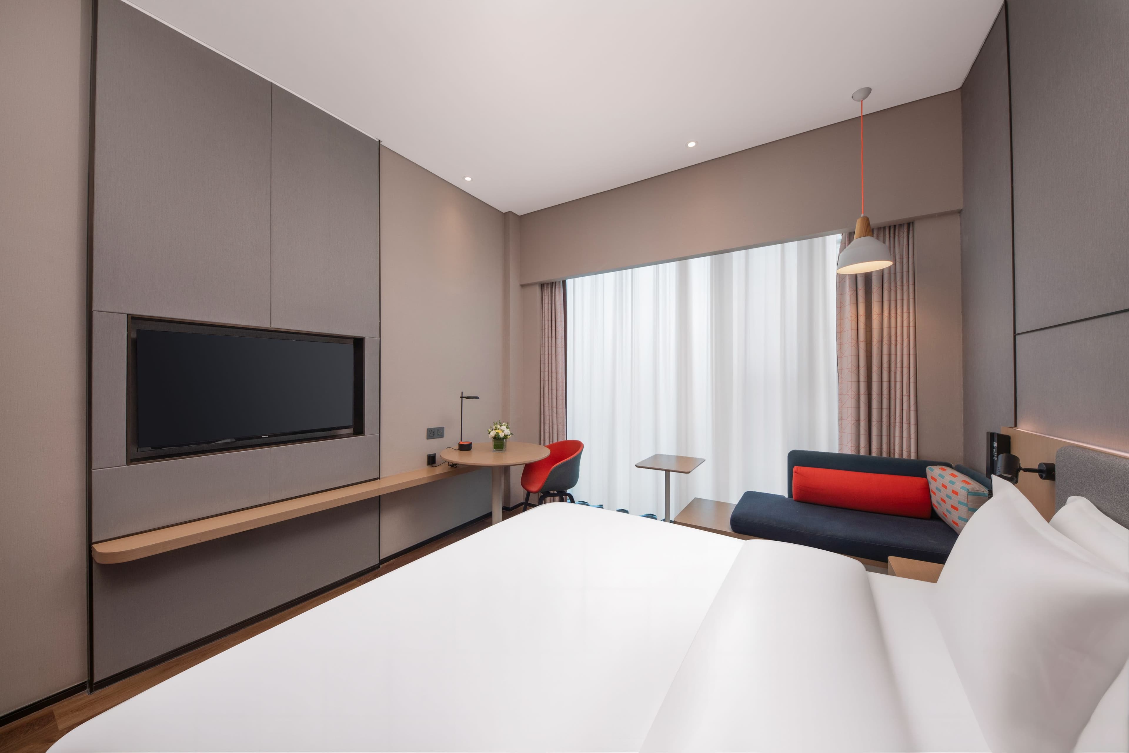 Holiday Inn Express Shenzhen Longhua — 7