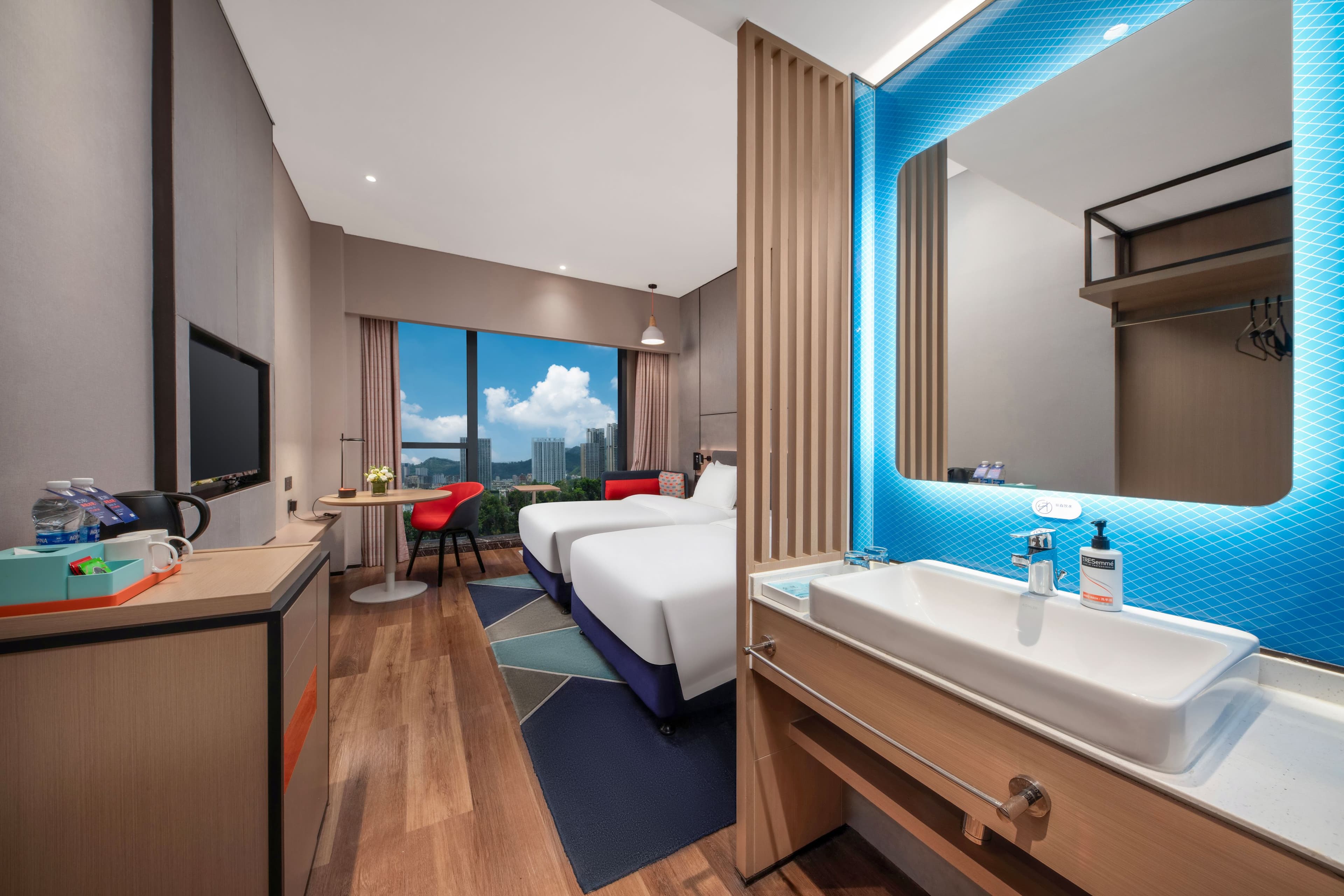 Holiday Inn Express Shenzhen Longhua — 23