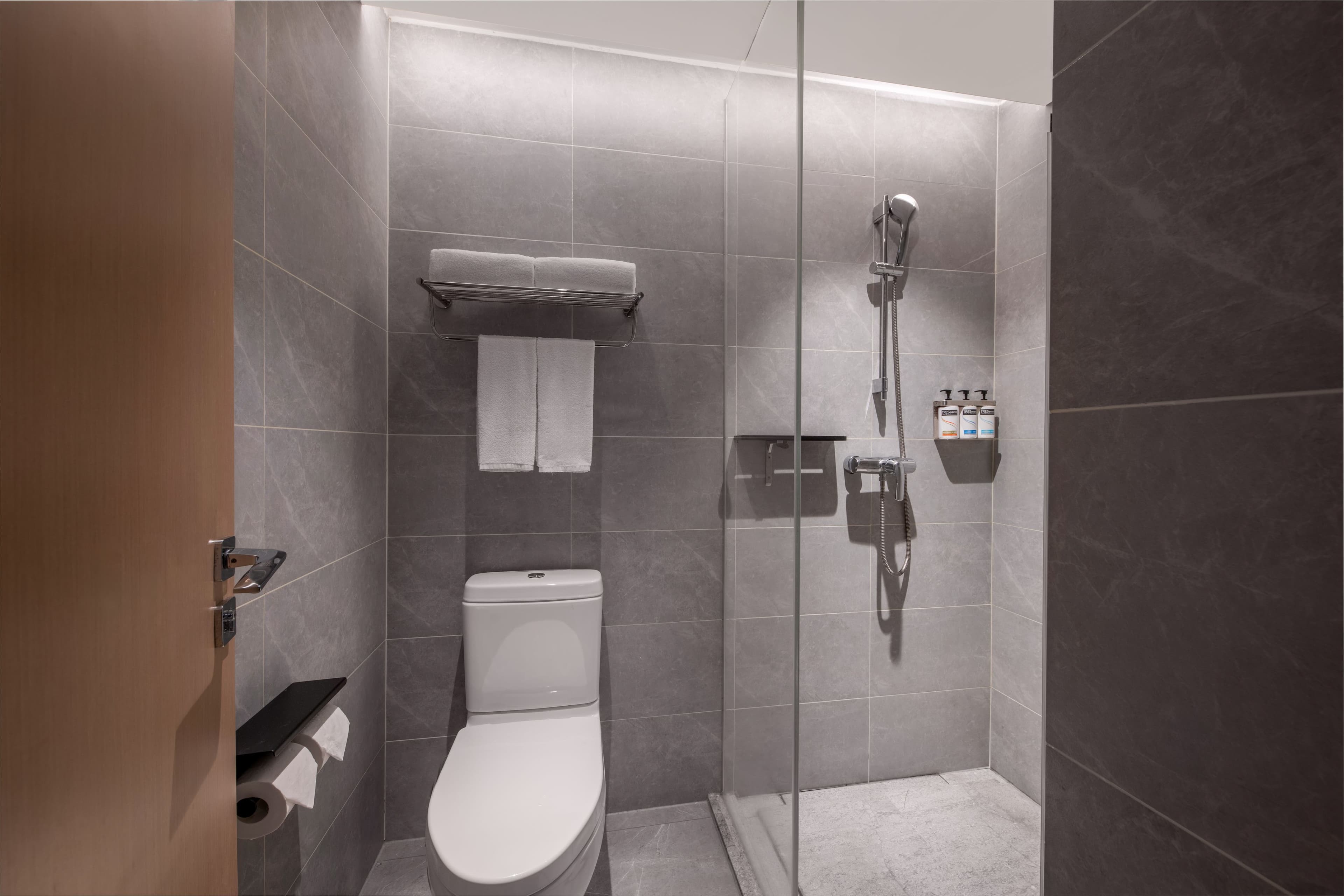 Holiday Inn Express Shenzhen Longhua — 24