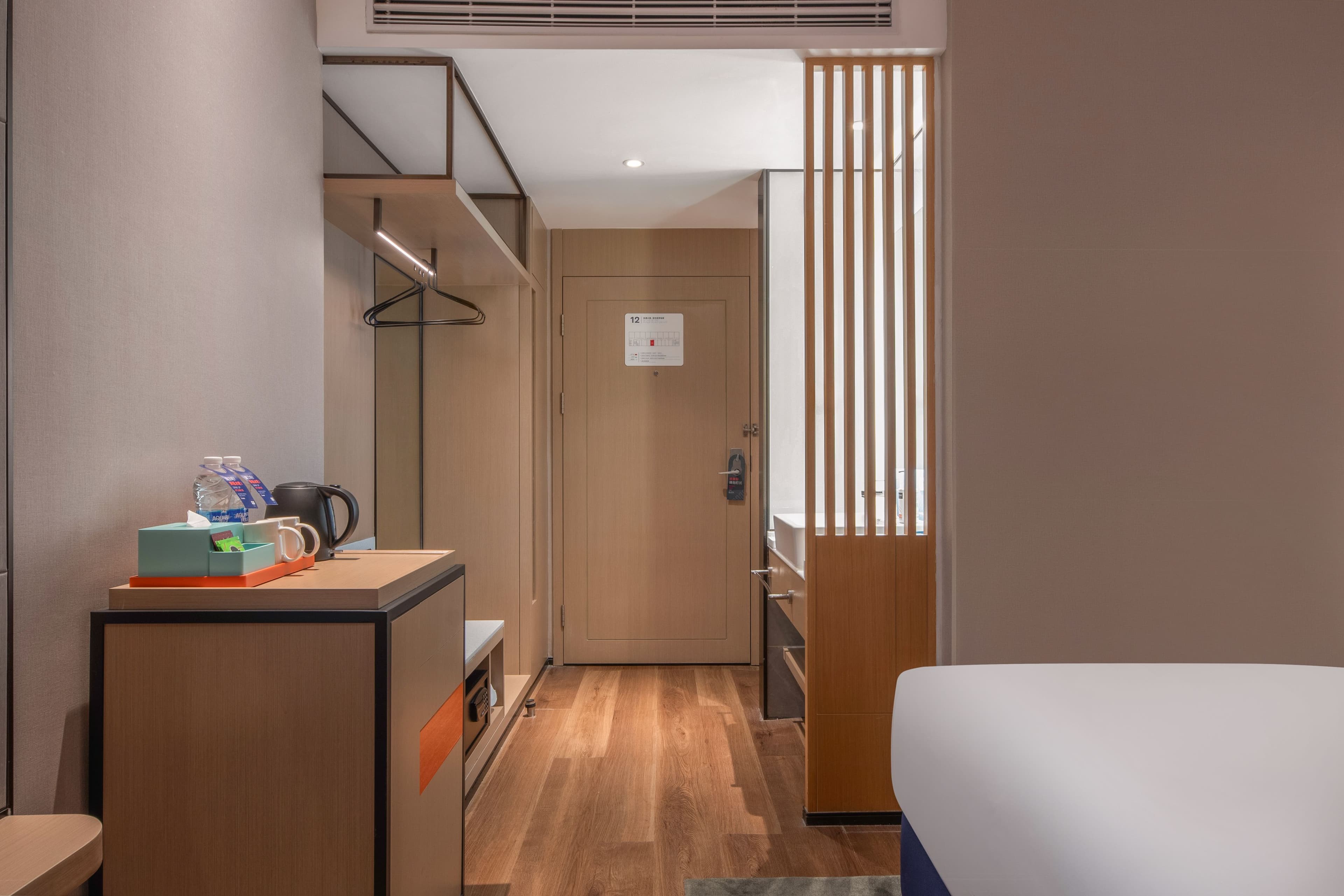 Holiday Inn Express Shenzhen Longhua — 34