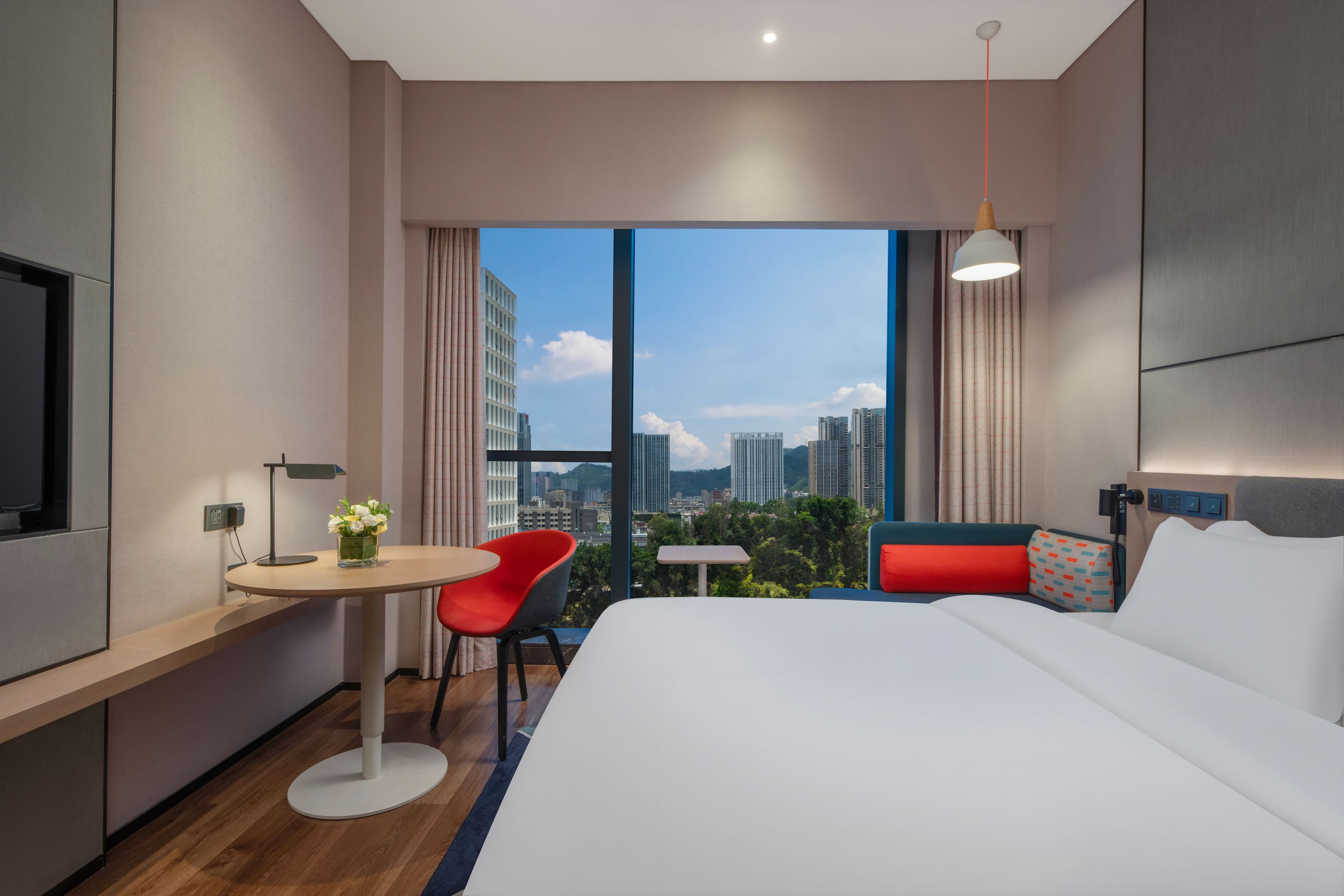 Holiday Inn Express Shenzhen Longhua - Image 2