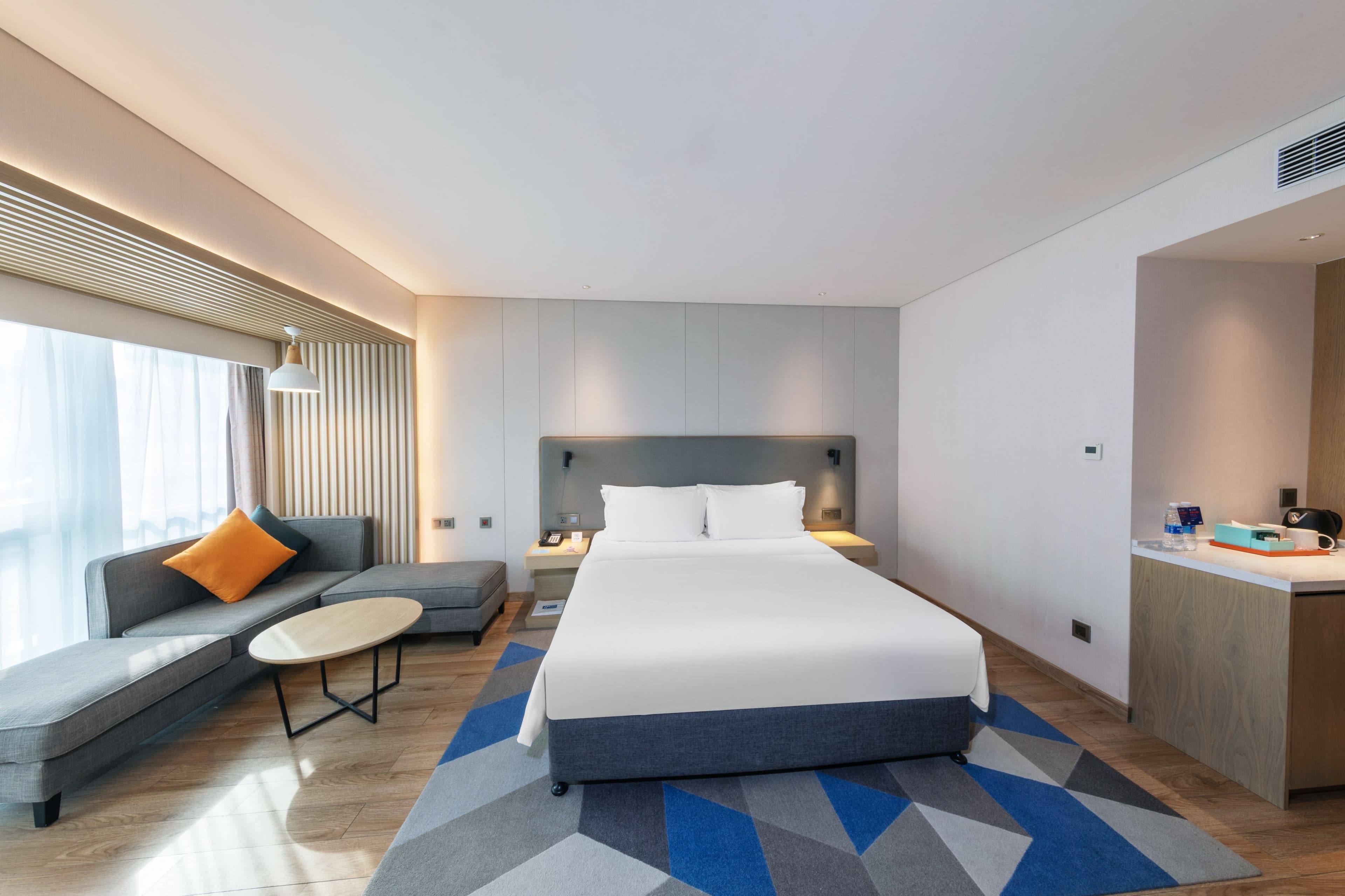 Holiday Inn Express Shenzhen Haiyuan City — 11