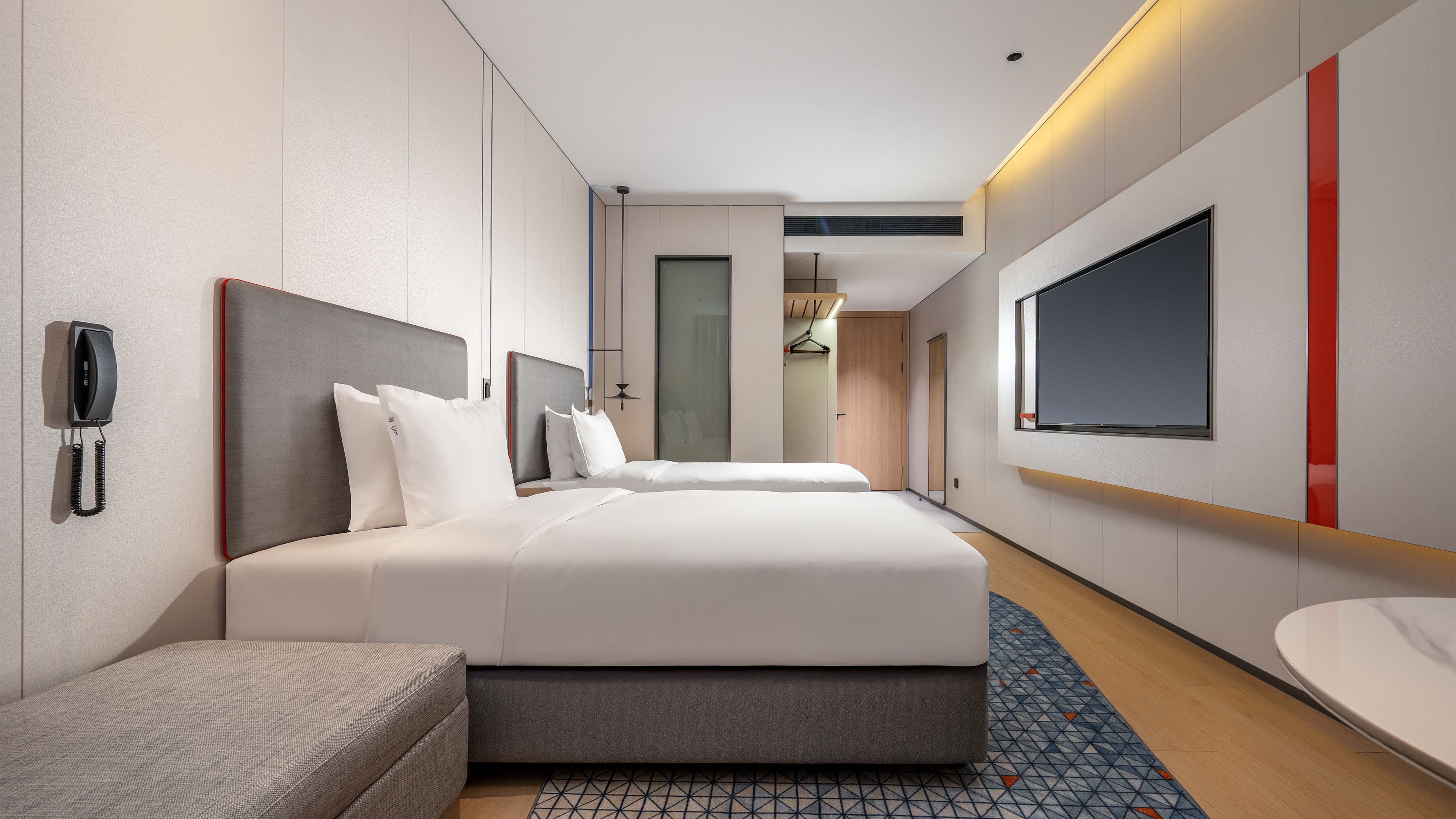 Holiday Inn Express Shenzhen Sports Center — 6