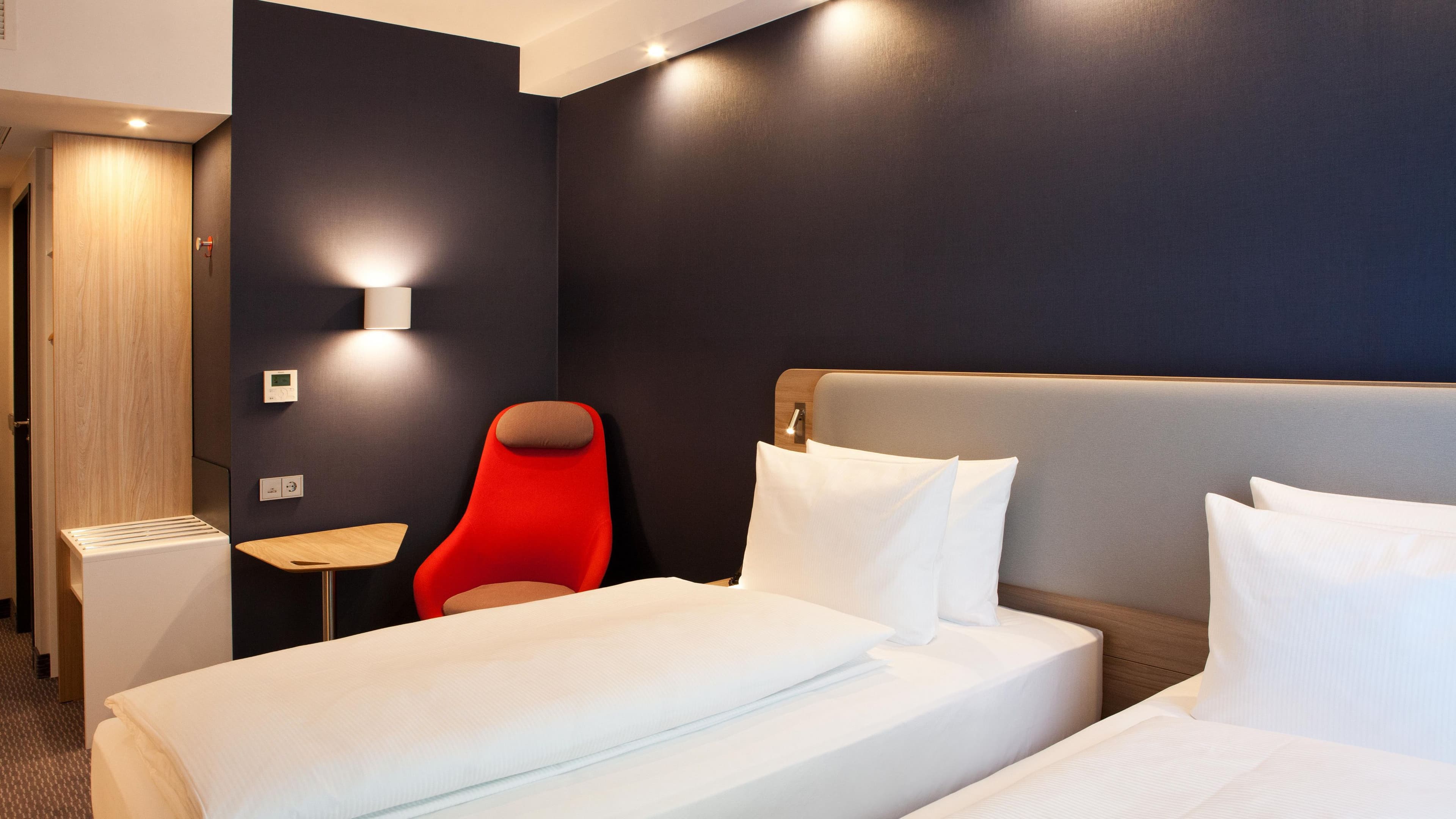 Holiday Inn Express Siegen - Image 2