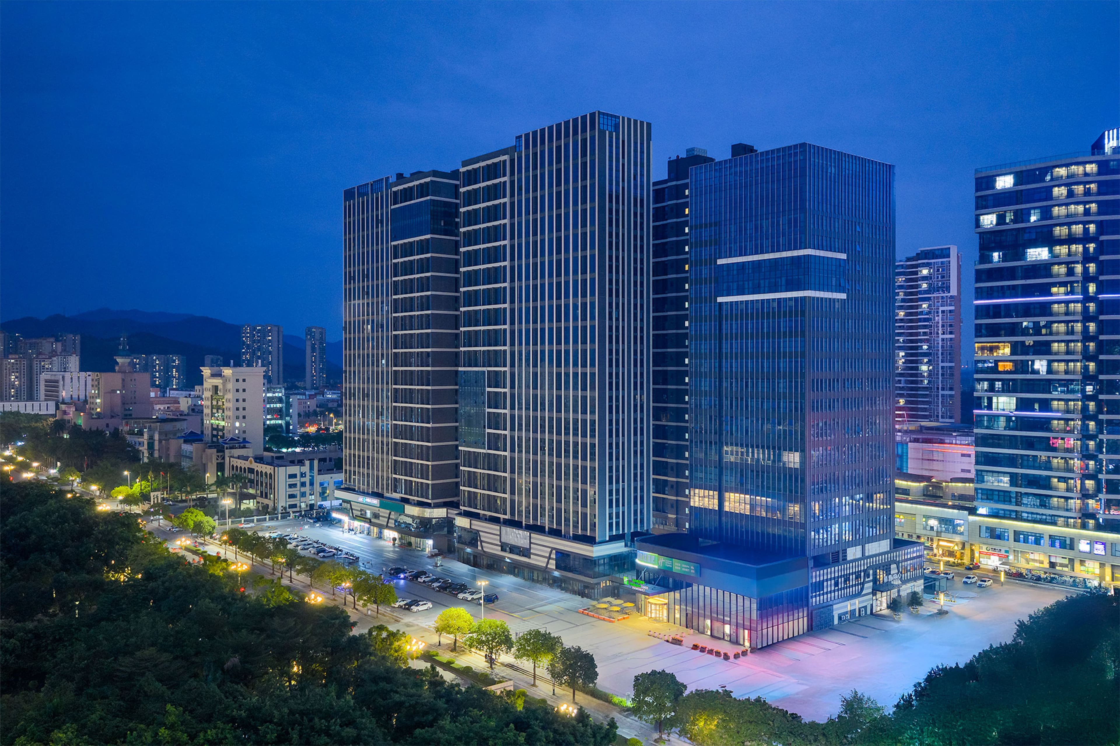 Holiday Inn Express Sihui City Center - Image 1