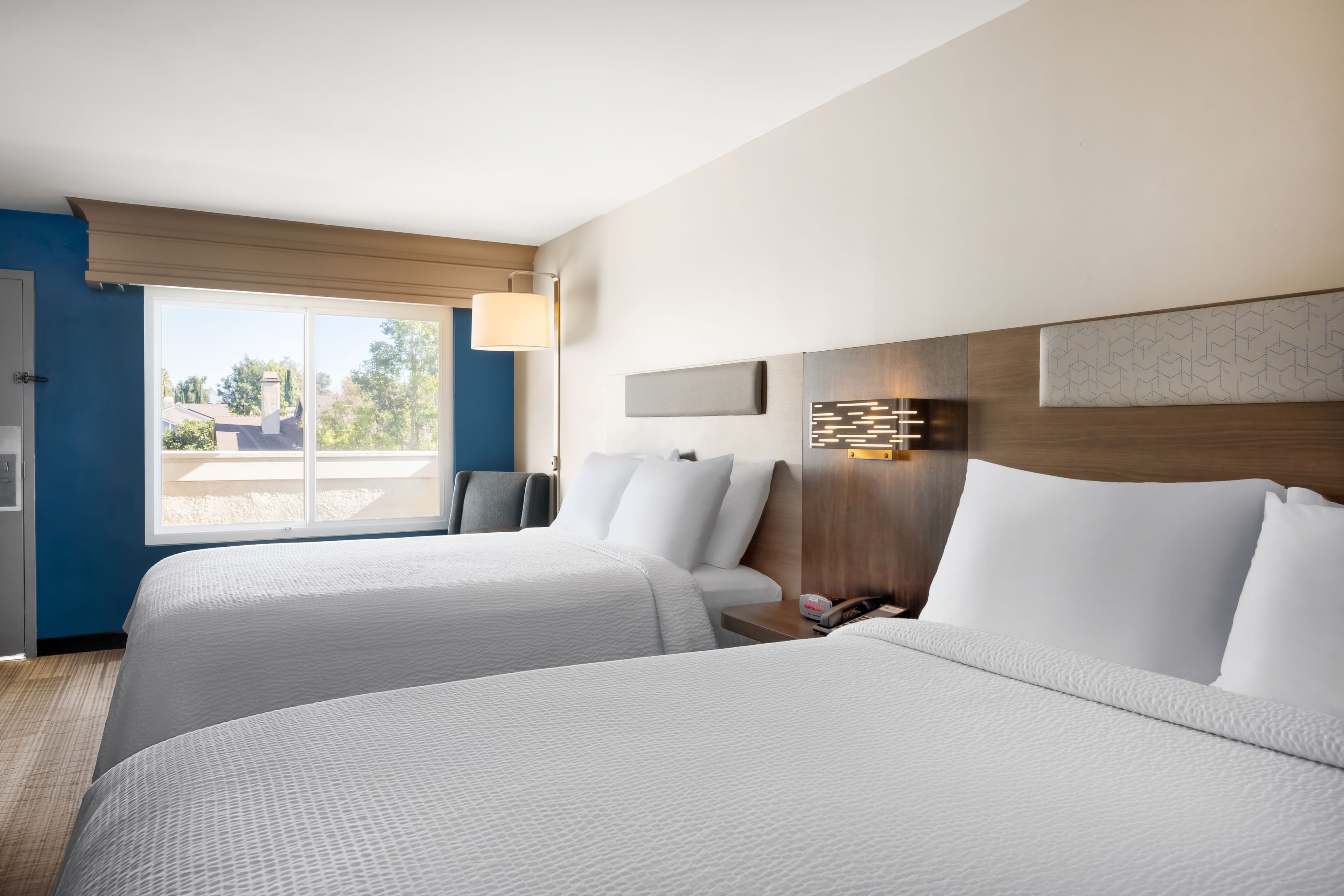 Holiday Inn Express Simi Valley — 21