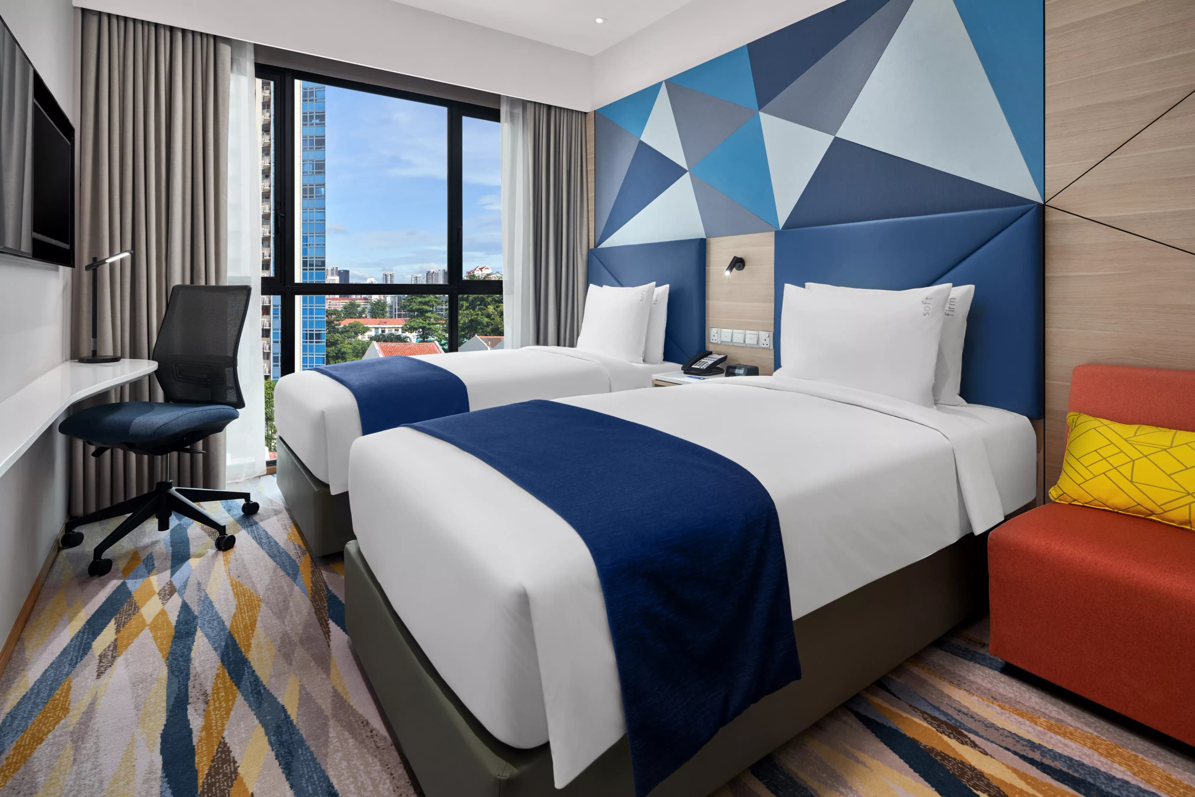 Holiday Inn Express Singapore Serangoon — 2